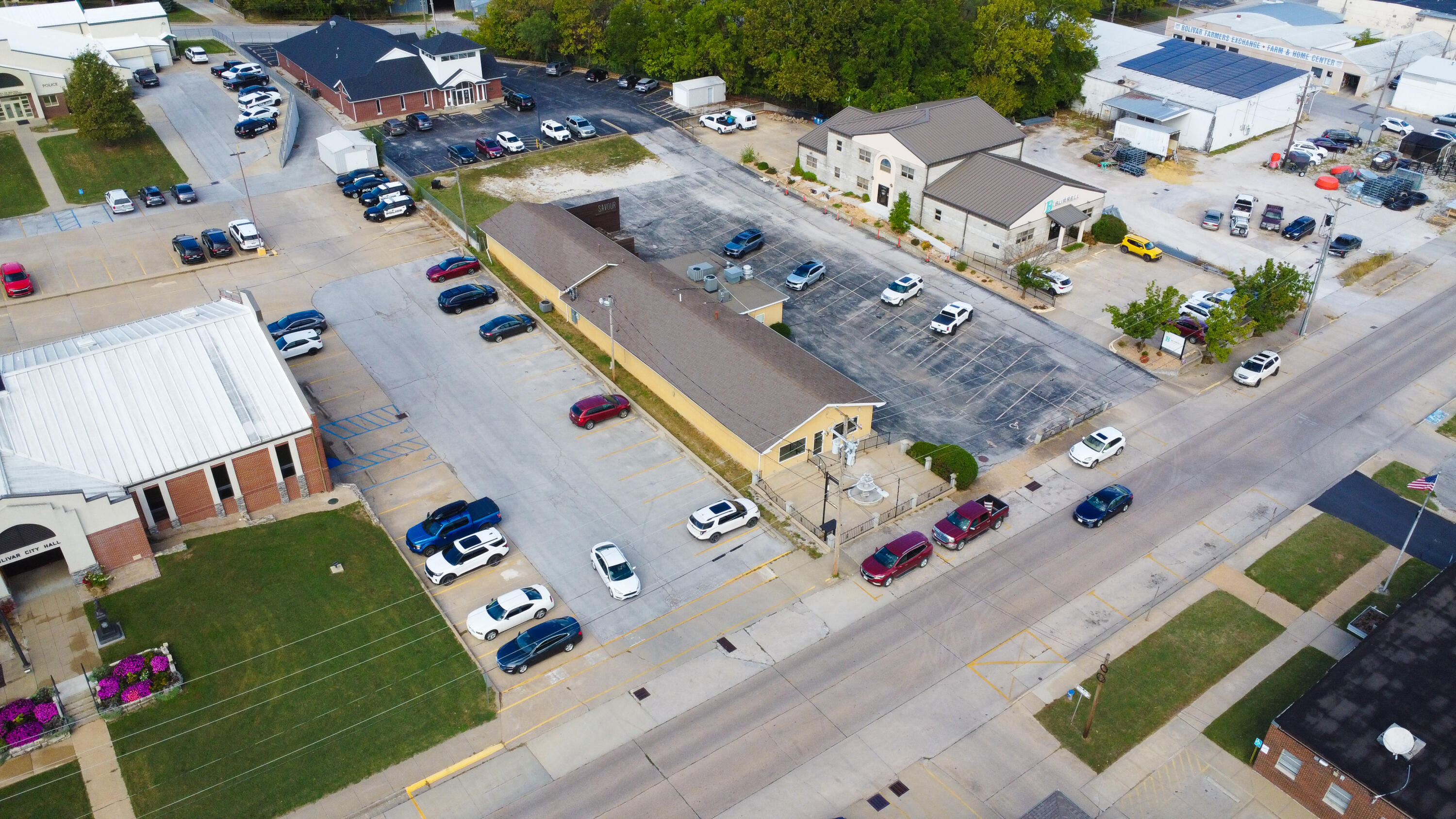 Photo 61 - Commercial Sale for sale – 329 S Main   Bolivar, MO