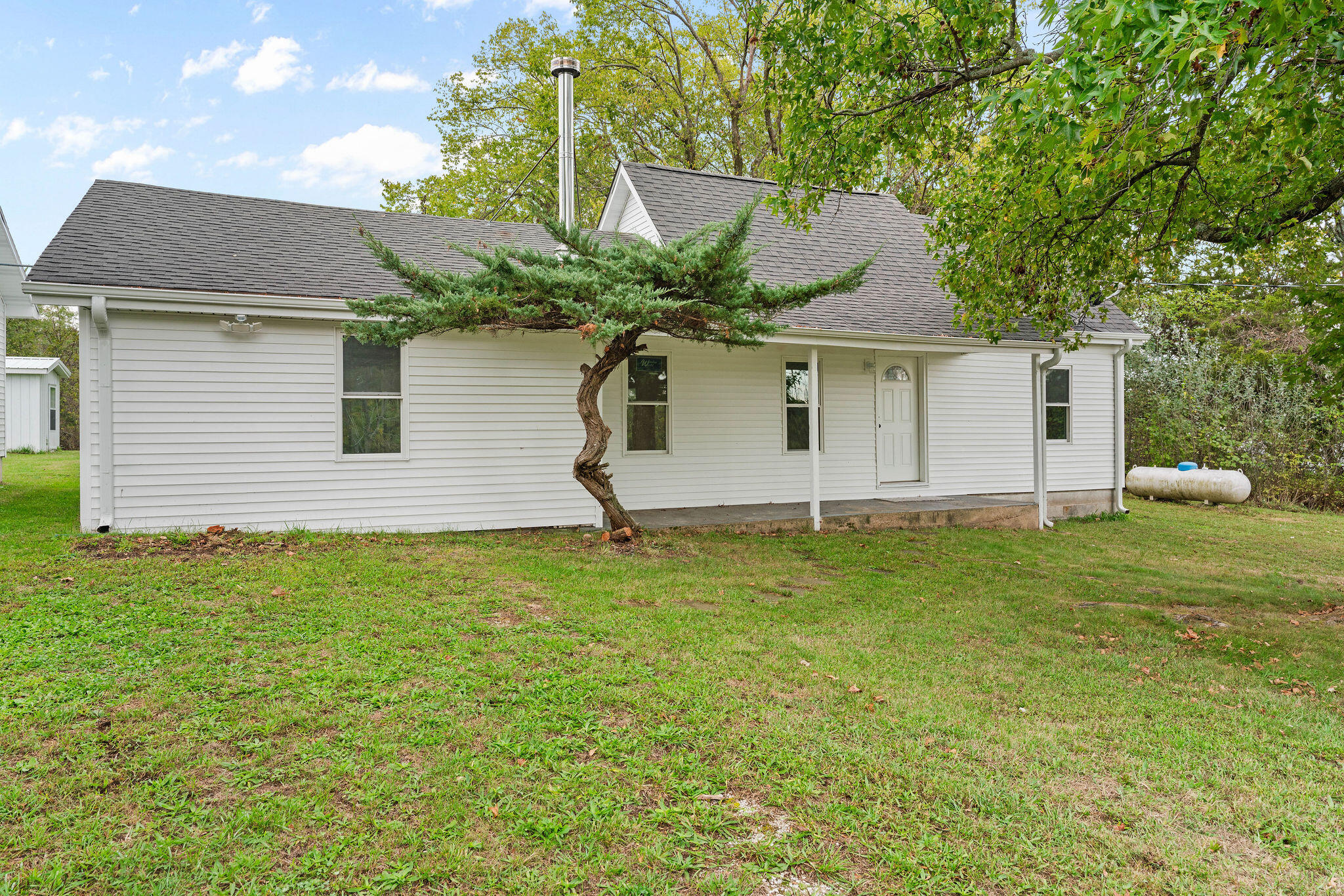 Photo 5 - Residential for sale – 7308 N Farm Road 203   Strafford, MO