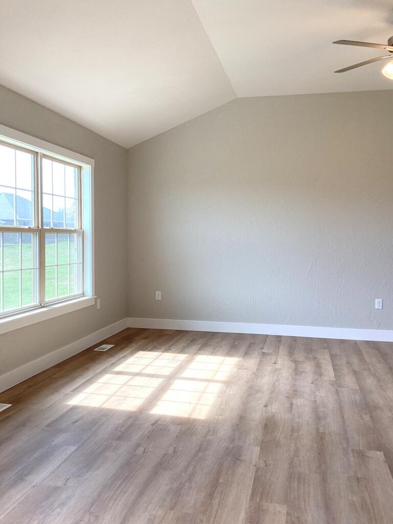 Photo 8 - Residential for sale – 3800 W Riley Street  Bolivar, MO