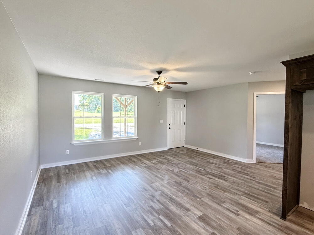 Photo 11 - Residential for sale – 106 E Lafayette Street  El Dorado Springs, MO
