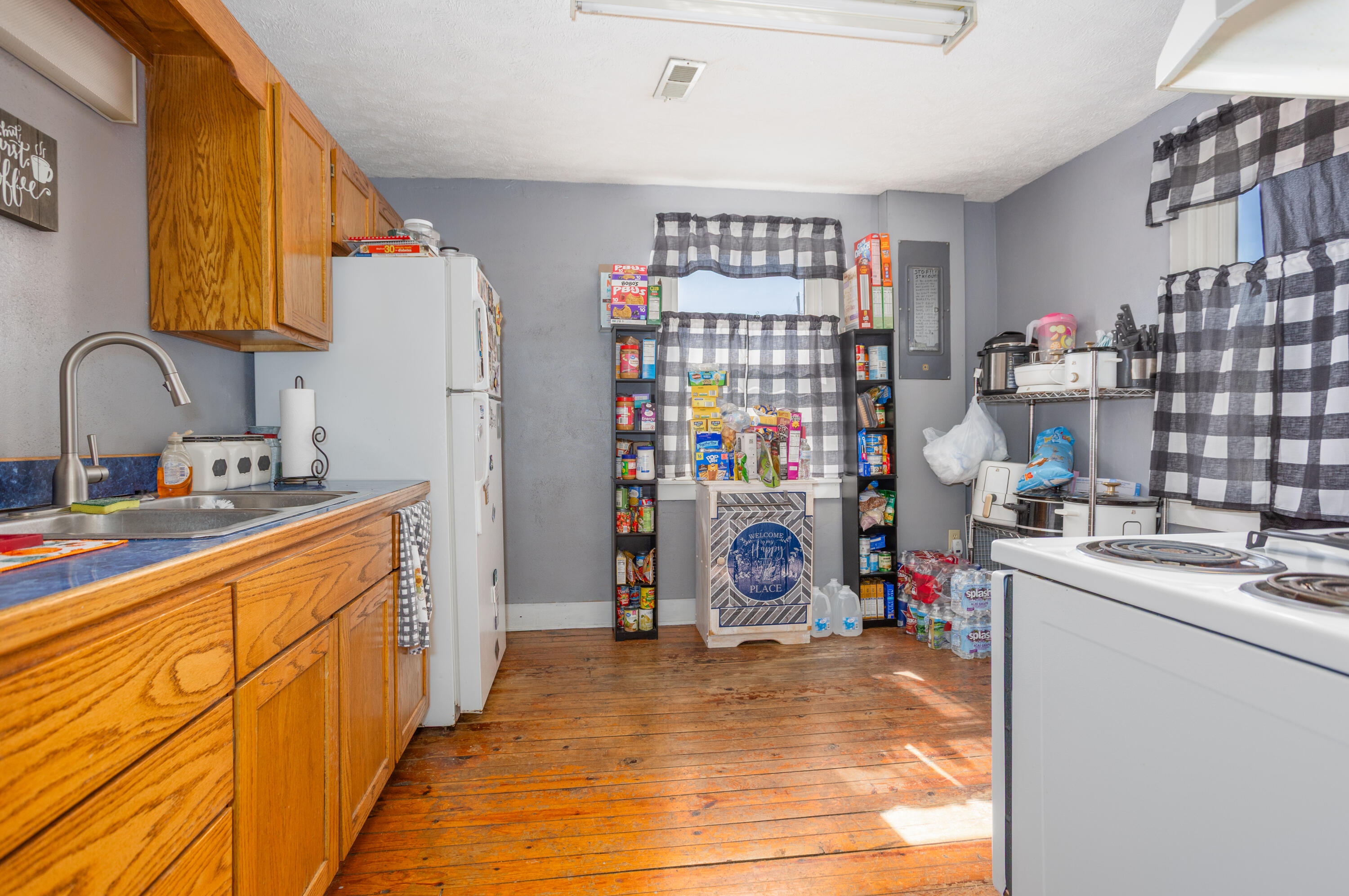 Photo 16 - Commercial Sale for sale – 282 N Main Street  Gainesville, MO