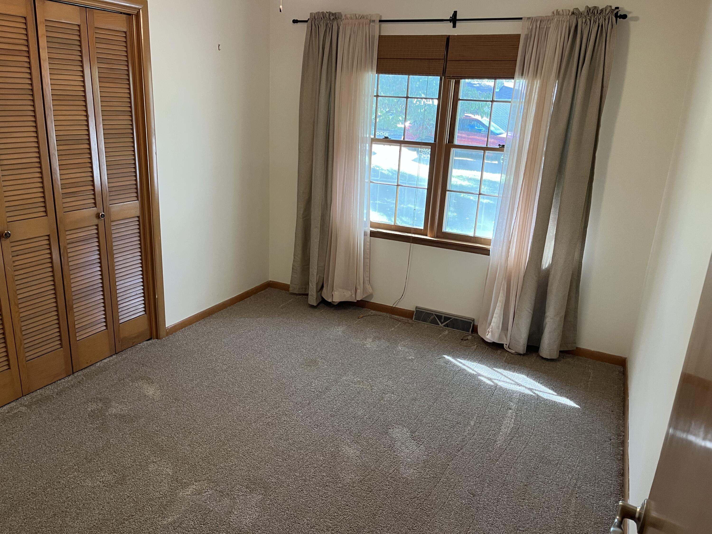 Photo 36 - Residential for sale – 1220  Tyler Street  Aurora, MO