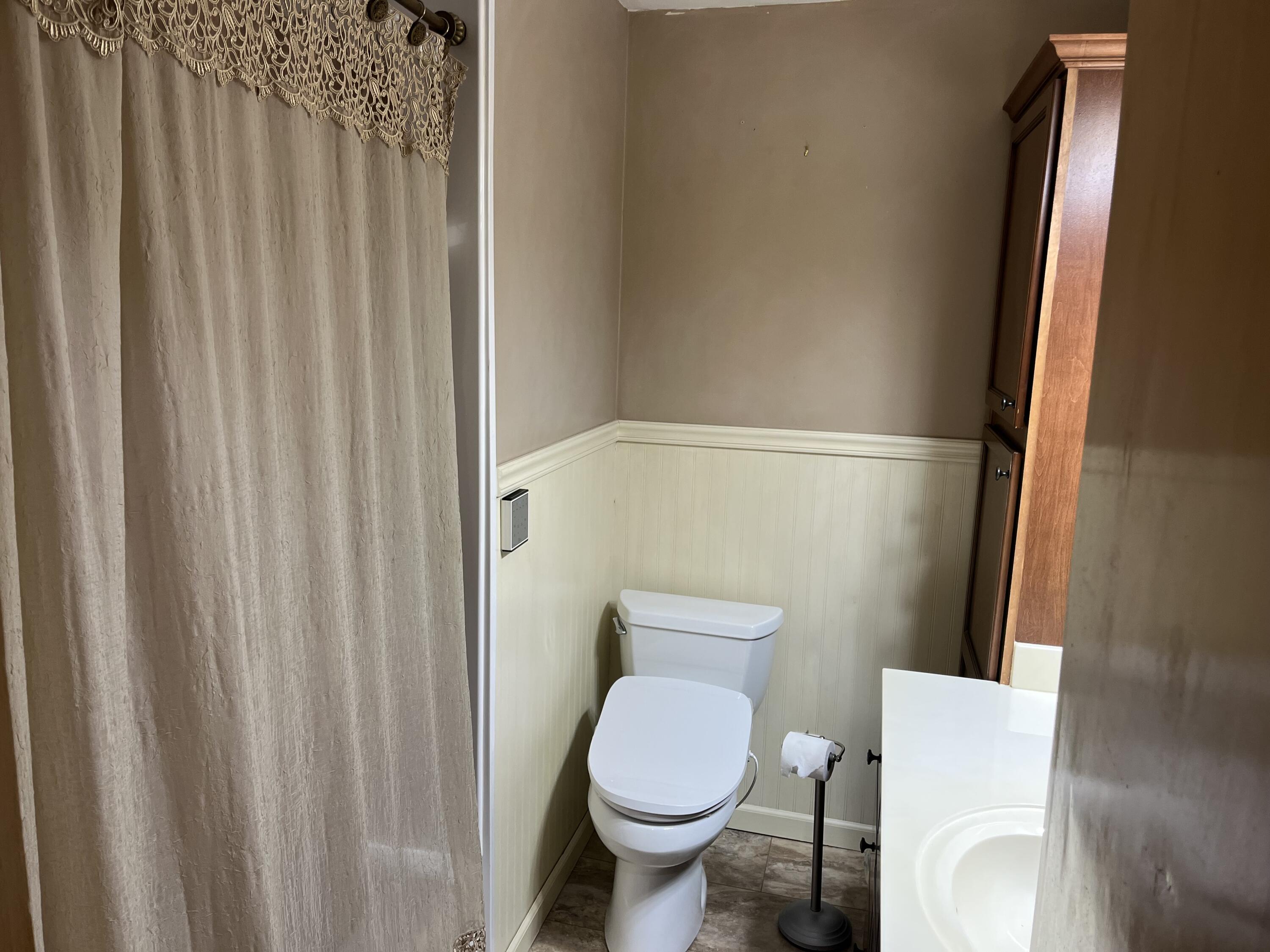 Photo 38 - Residential for sale – 1220  Tyler Street  Aurora, MO