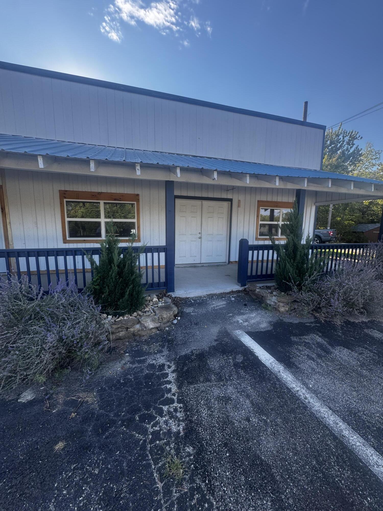 Photo 7 - Commercial Lease for sale – 9310 E State Highway 76   Branson West, MO