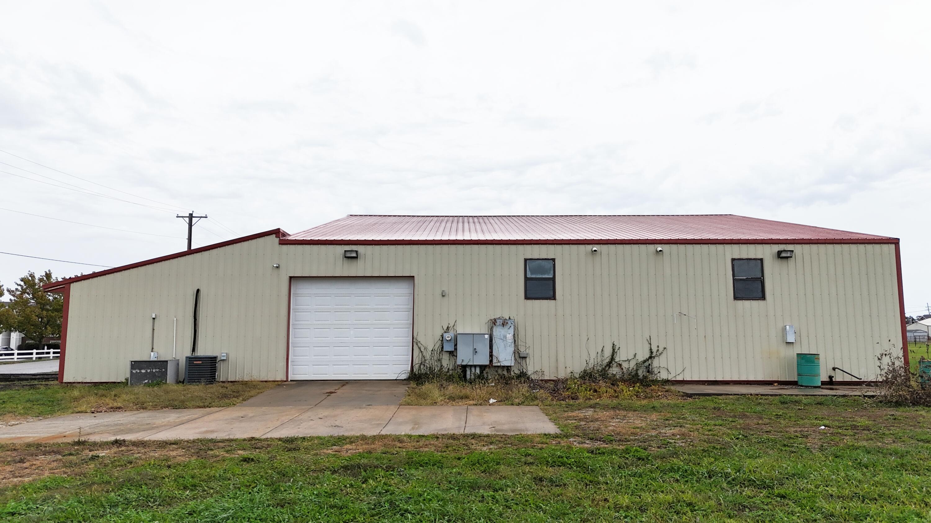 Photo 12 - Commercial Sale for sale – 1306  Azalea Street  Buffalo, MO