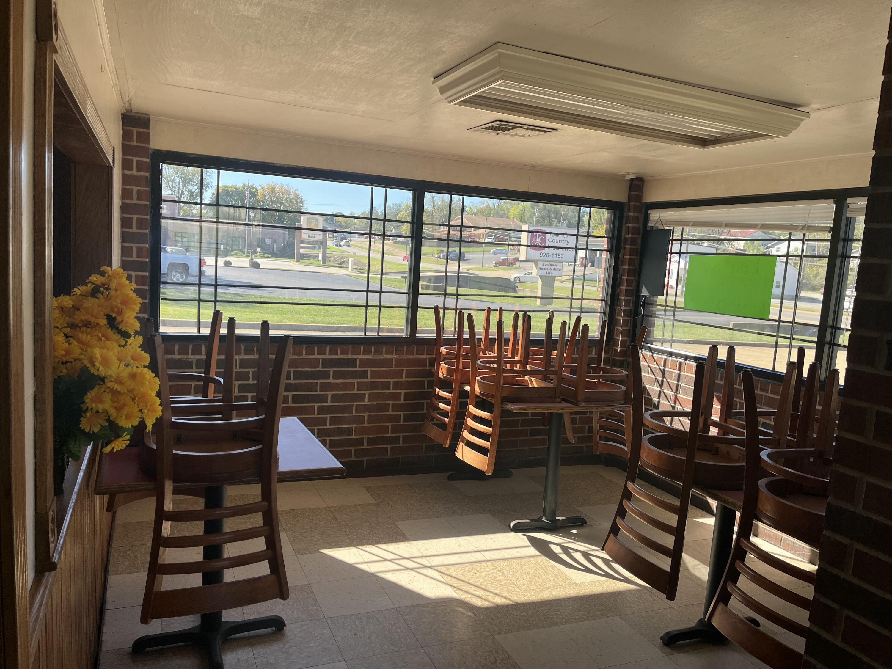 Photo 12 - Commercial Sale for sale – 924 N Main Street  Mountain Grove, MO