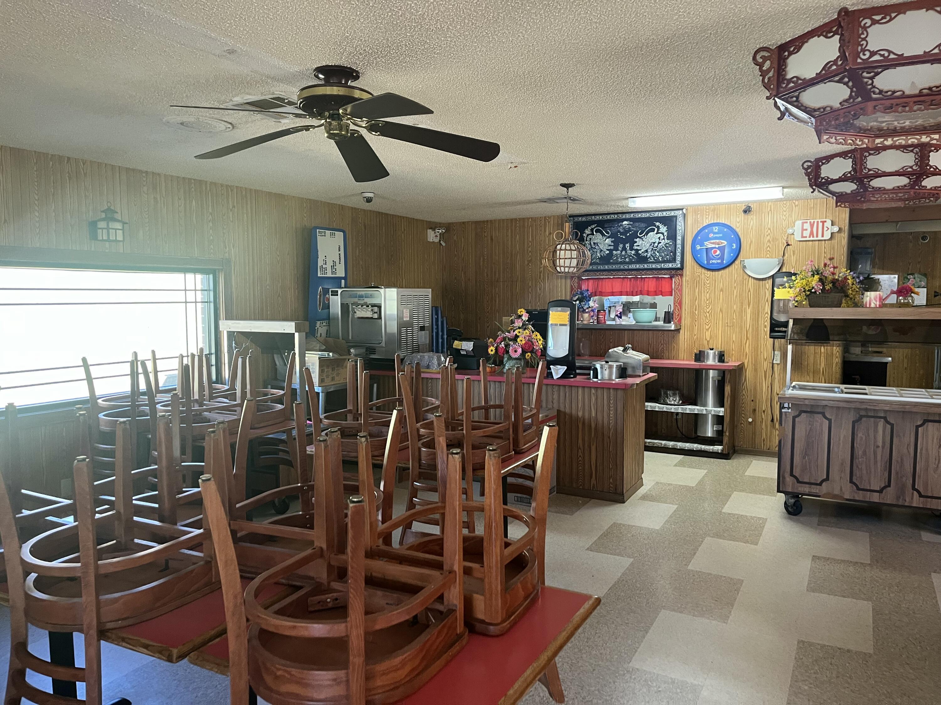 Photo 13 - Commercial Sale for sale – 924 N Main Street  Mountain Grove, MO