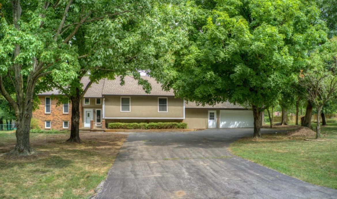 Residential for sale – 202  Split Rail Drive Drive  Joplin, MO