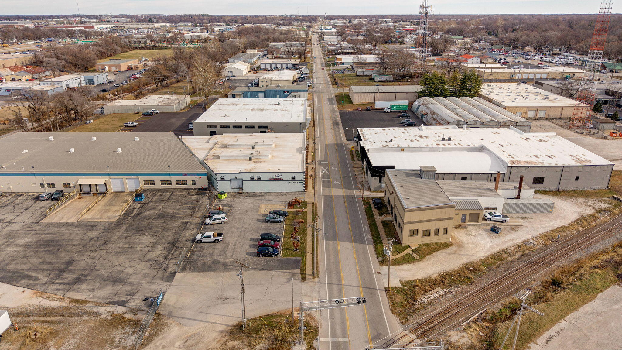 Photo 9 - Commercial Sale for sale – 1325 E Trafficway   Springfield, MO