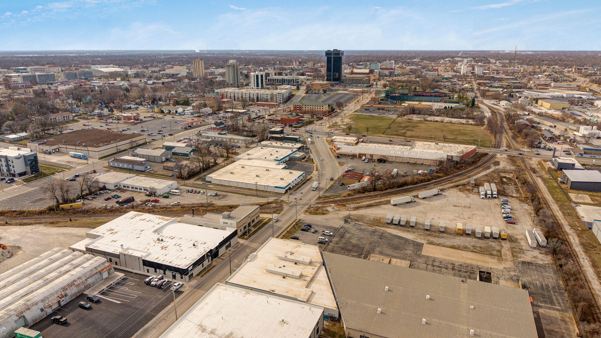 Photo 12 - Commercial Sale for sale – 1325 E Trafficway   Springfield, MO