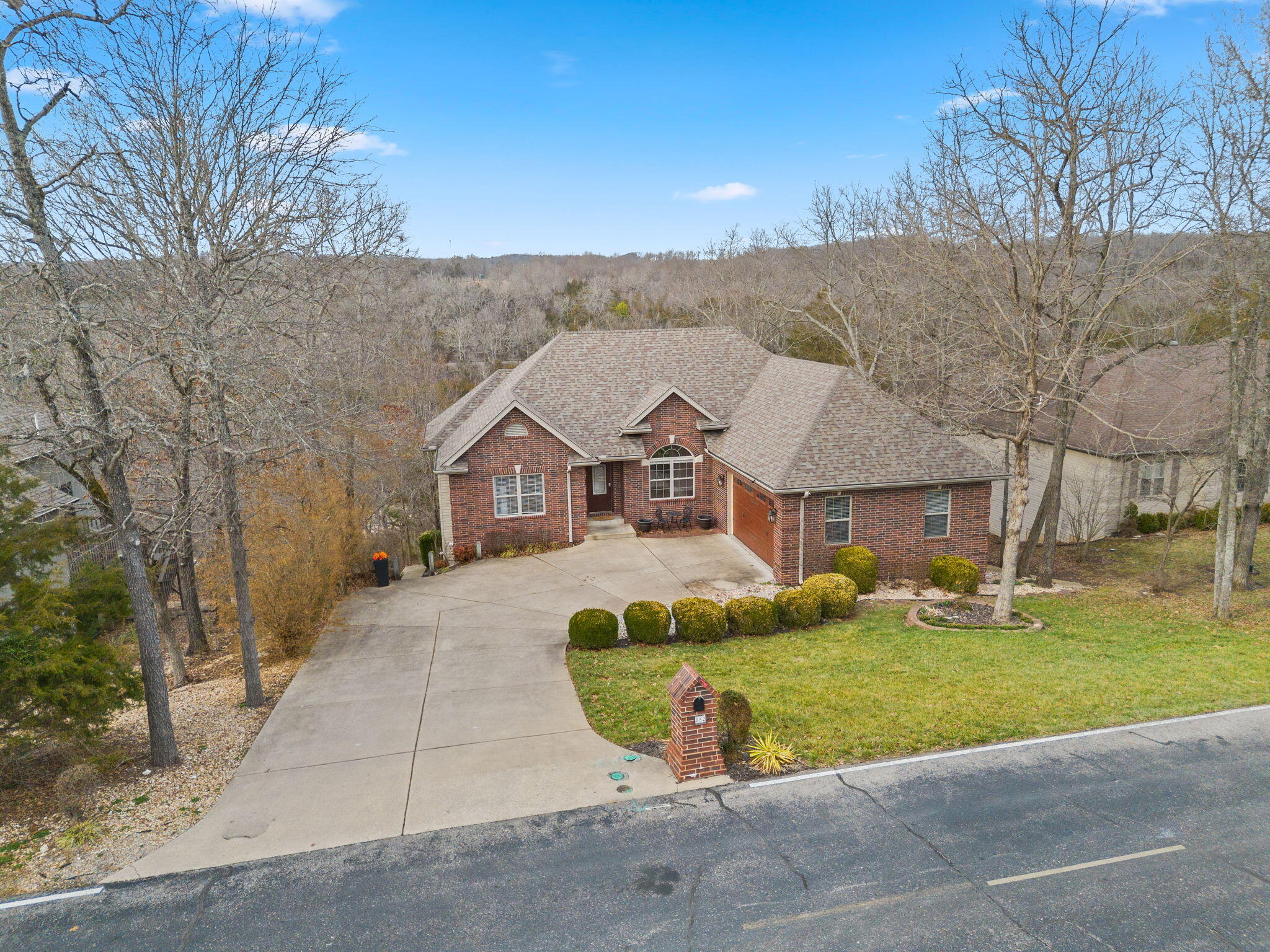 Photo 12 - Residential for sale – 852  Silvercliff Way  Branson West, MO