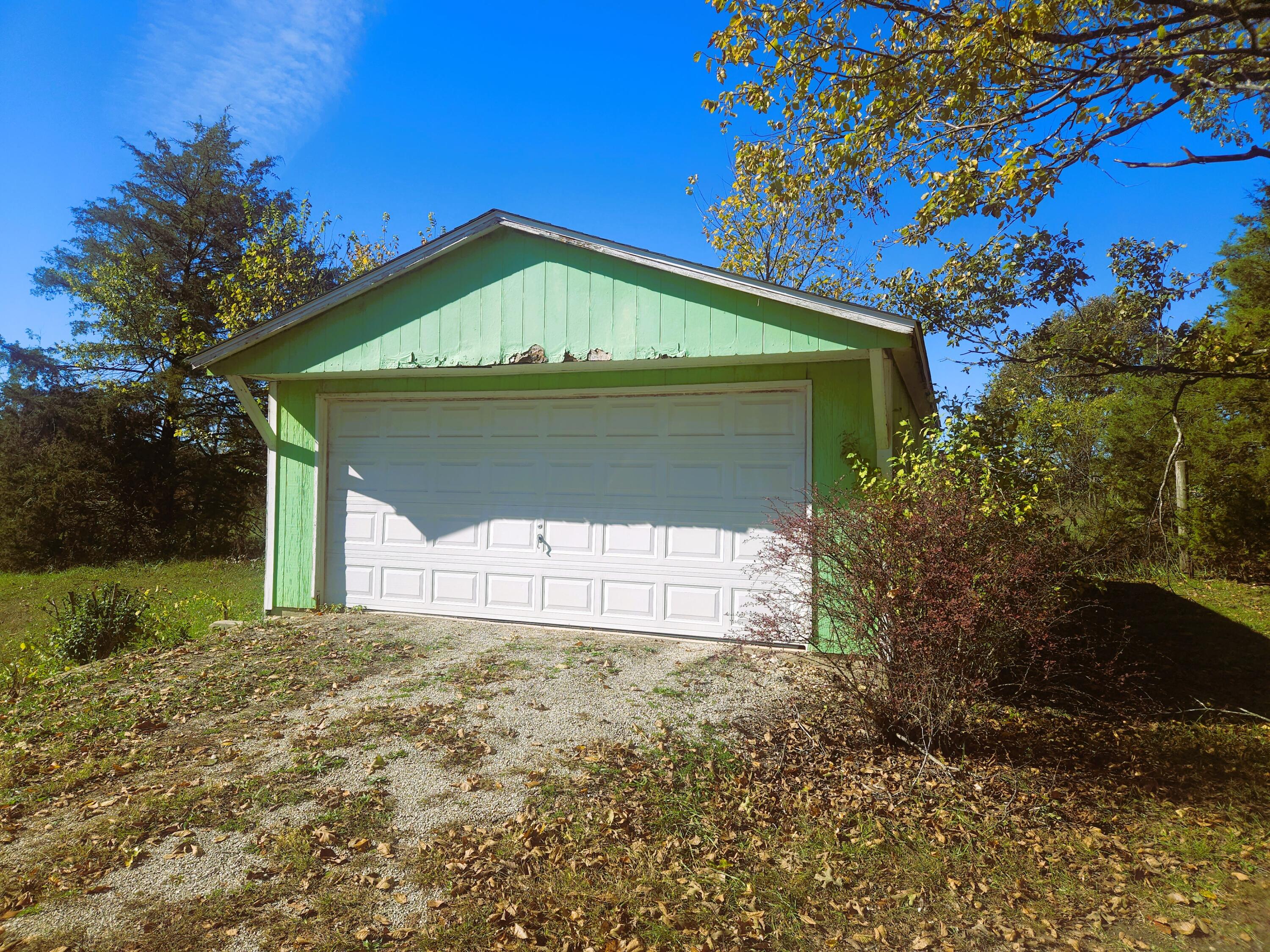 Photo 7 - Residential for sale – 41594  Bass Road  Falcon, MO