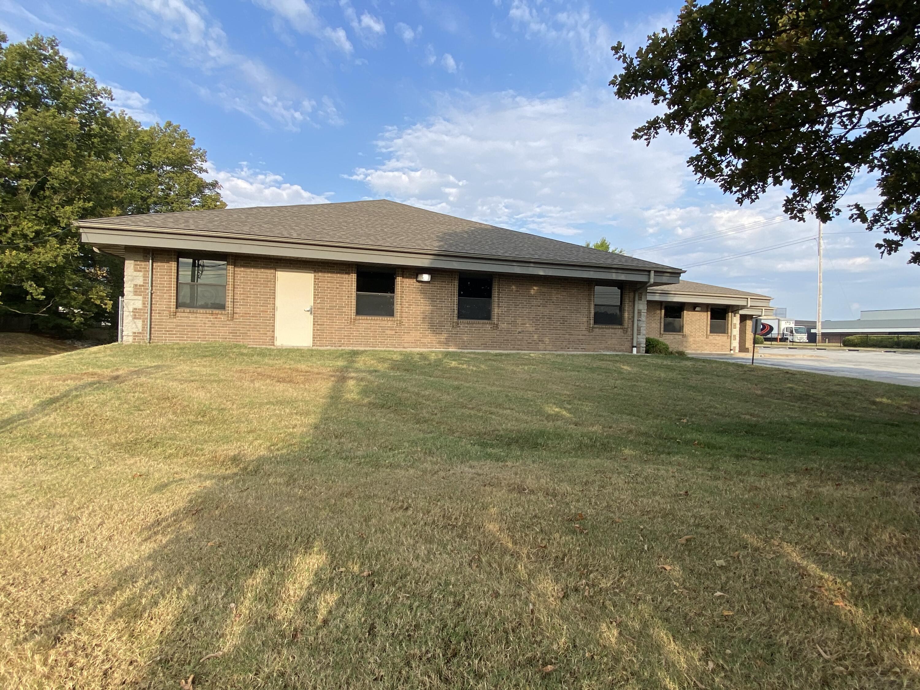 Photo 34 - Commercial Sale for sale – 2212 W Kearney Street  Springfield, MO