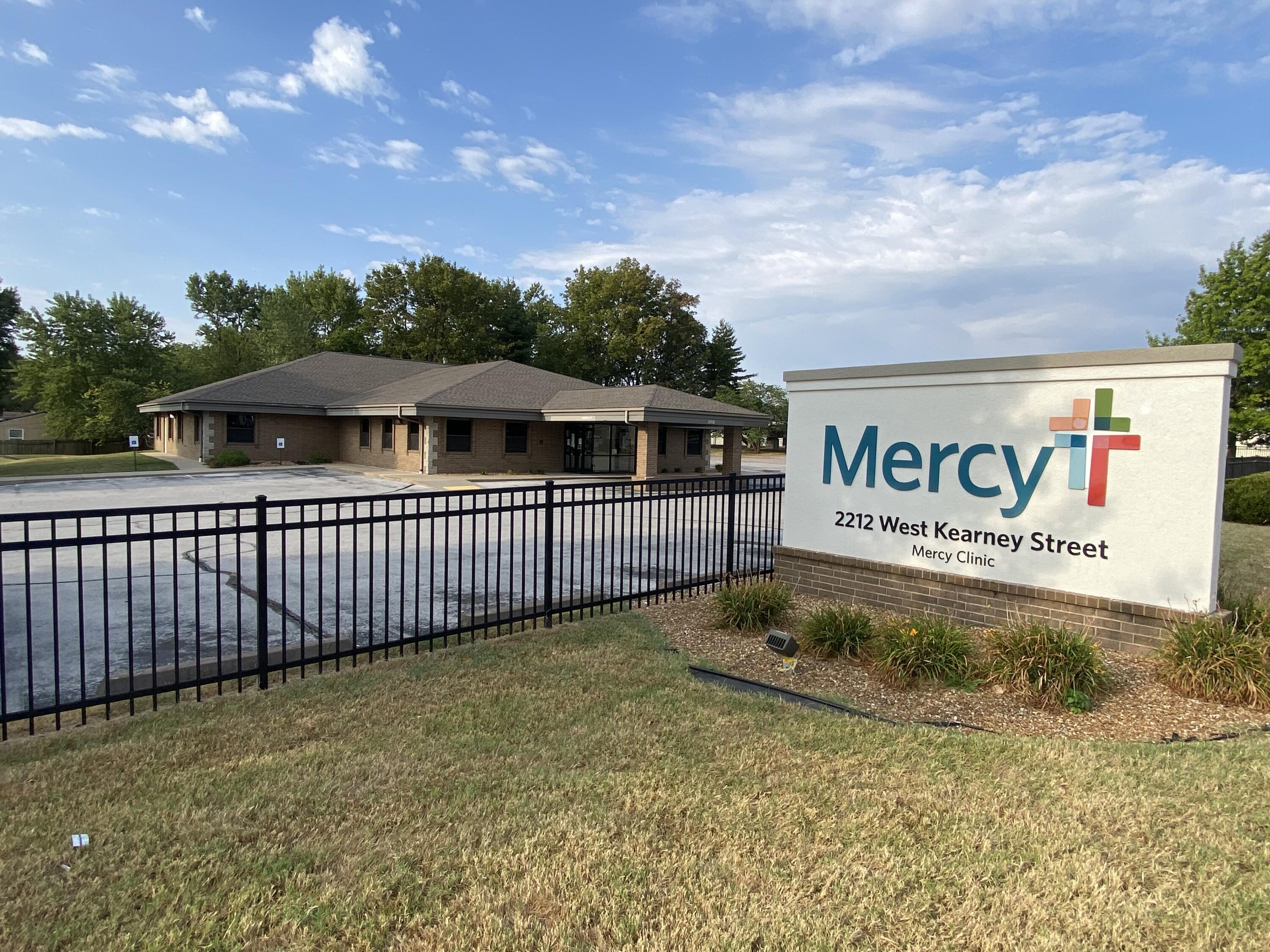Photo 6 - Commercial Sale for sale – 2212 W Kearney Street  Springfield, MO
