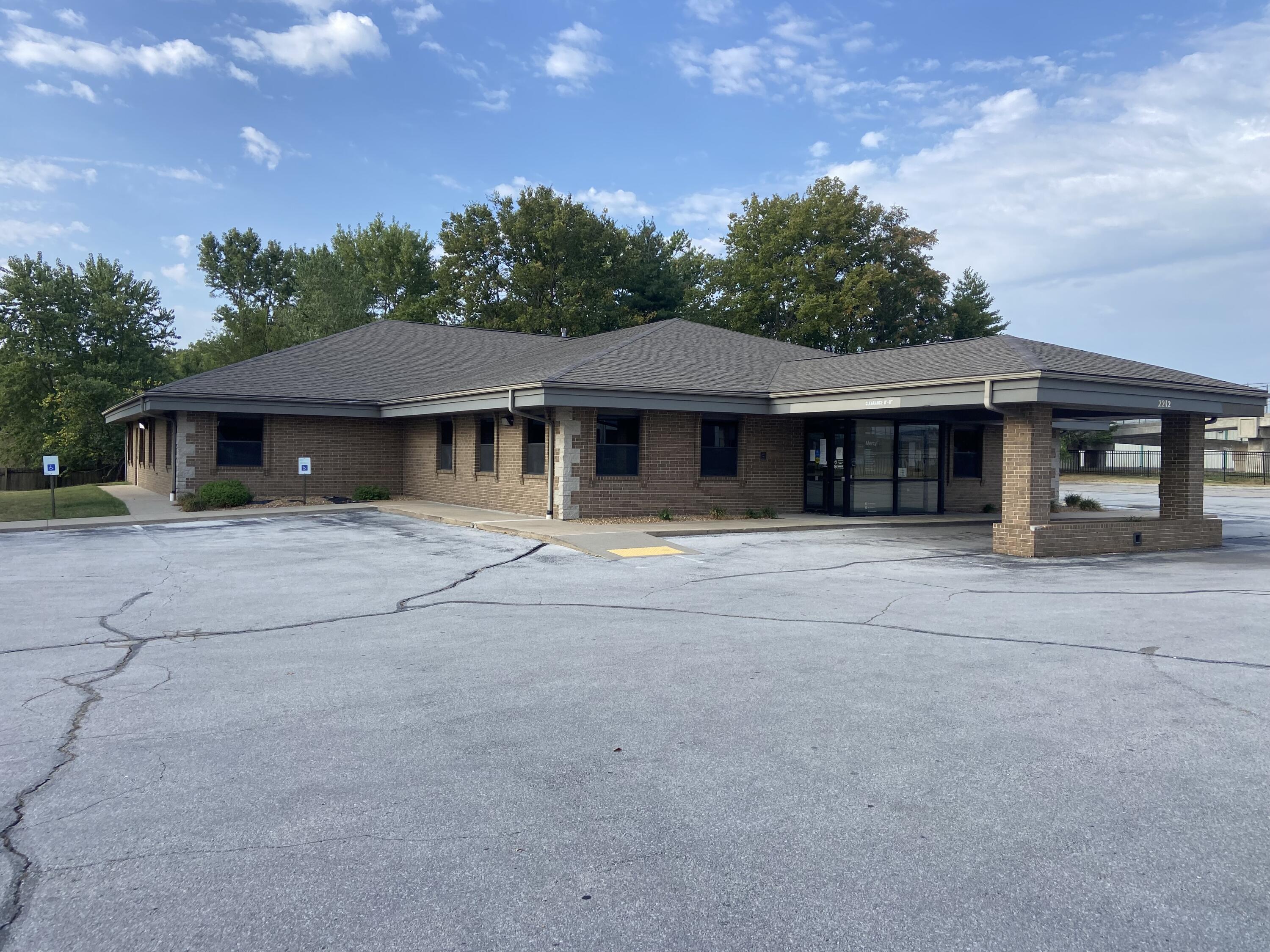 Commercial Sale for sale – 2212 W Kearney Street  Springfield, MO