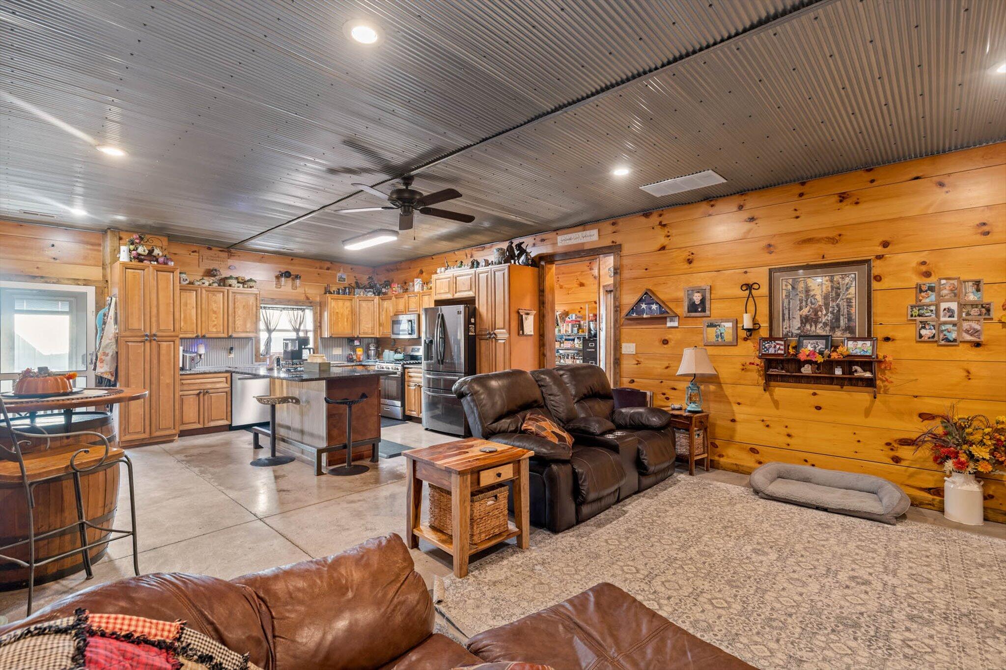 Photo 13 - Commercial Sale for sale – 558  Lucky Road  Seymour, MO
