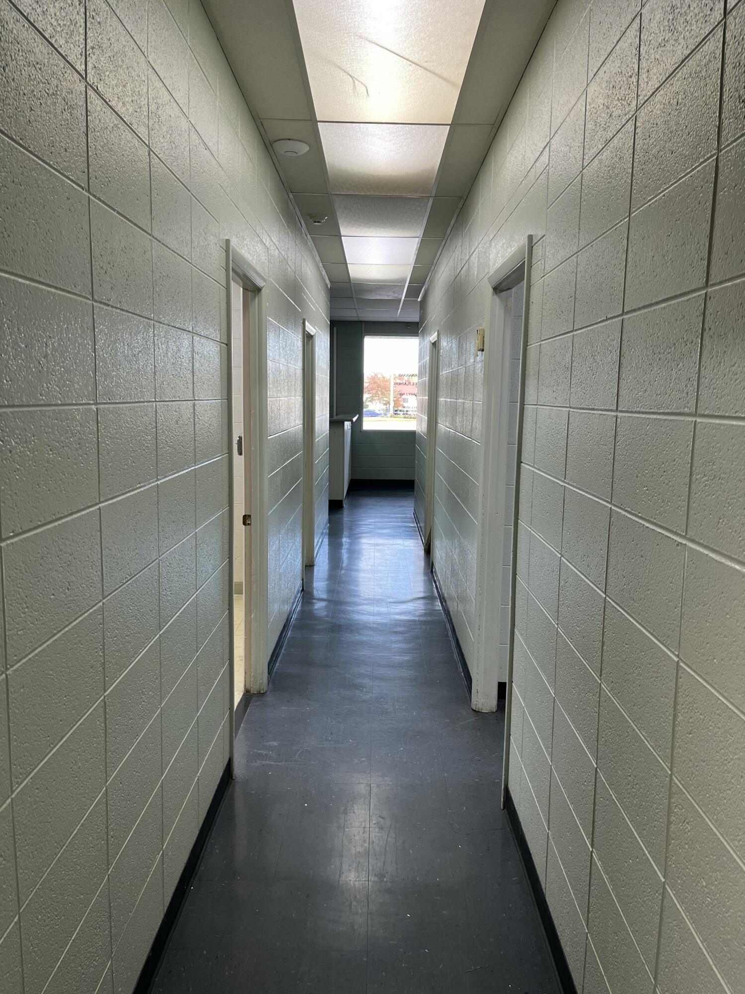 Photo 6 - Commercial Sale for sale – 1332 W Sunshine Street  Springfield, MO