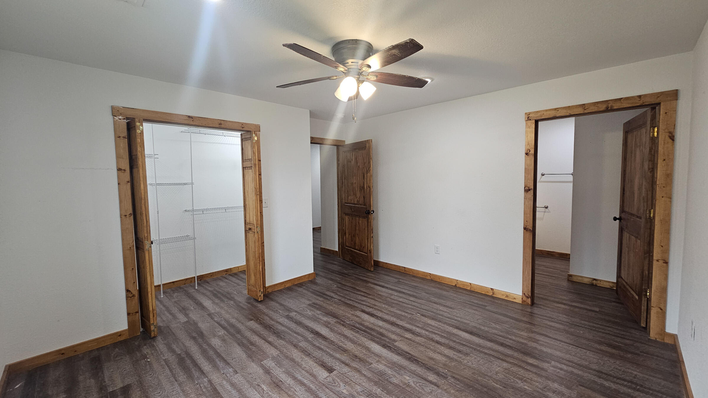 Photo 6 - Residential for sale – 625/627 W Hawthorne Street  Houston, MO