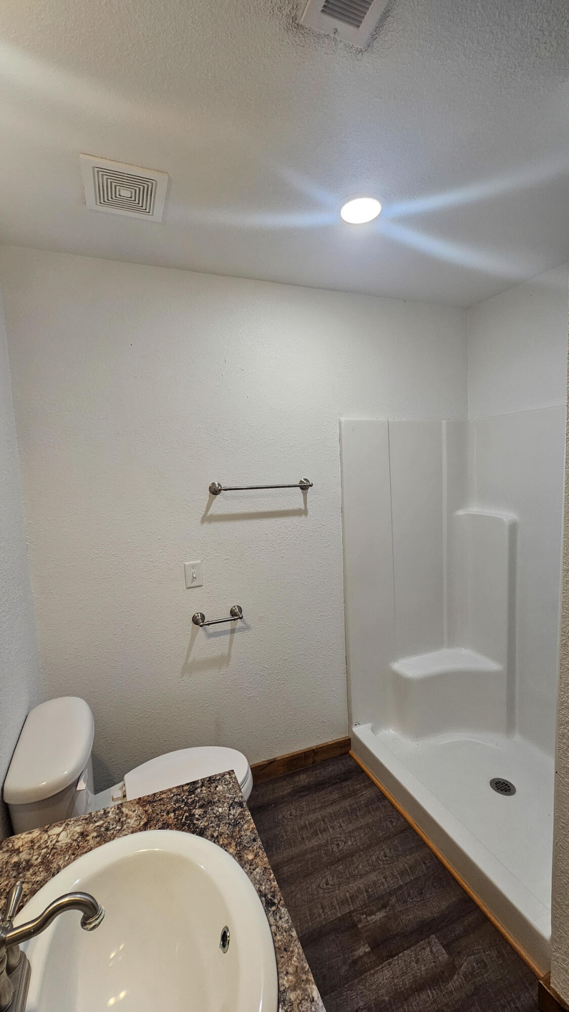 Photo 9 - Residential for sale – 625/627 W Hawthorne Street  Houston, MO