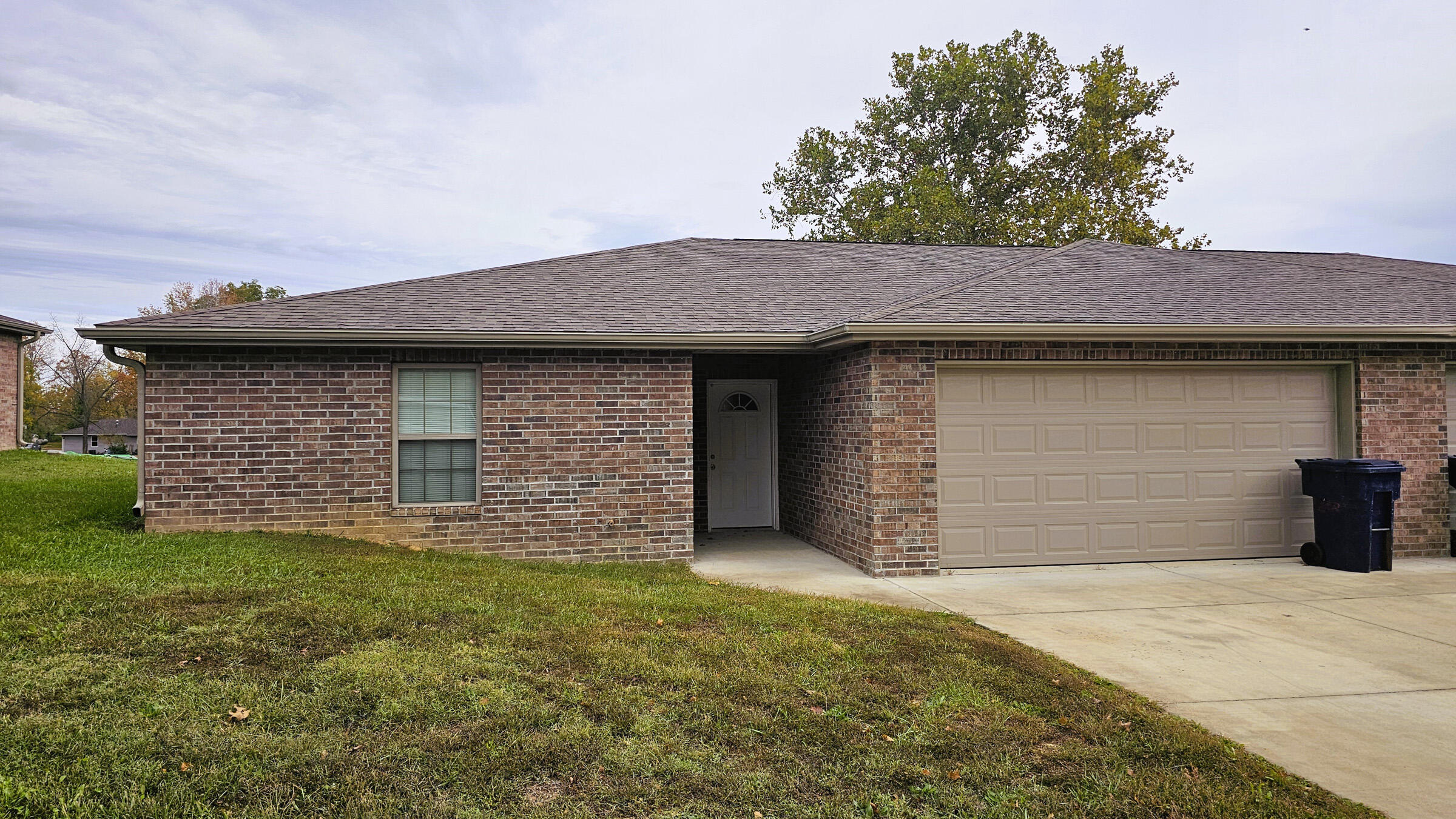 Photo 21 - Residential Income for sale – 625/627 W Hawthorne Street  Houston, MO