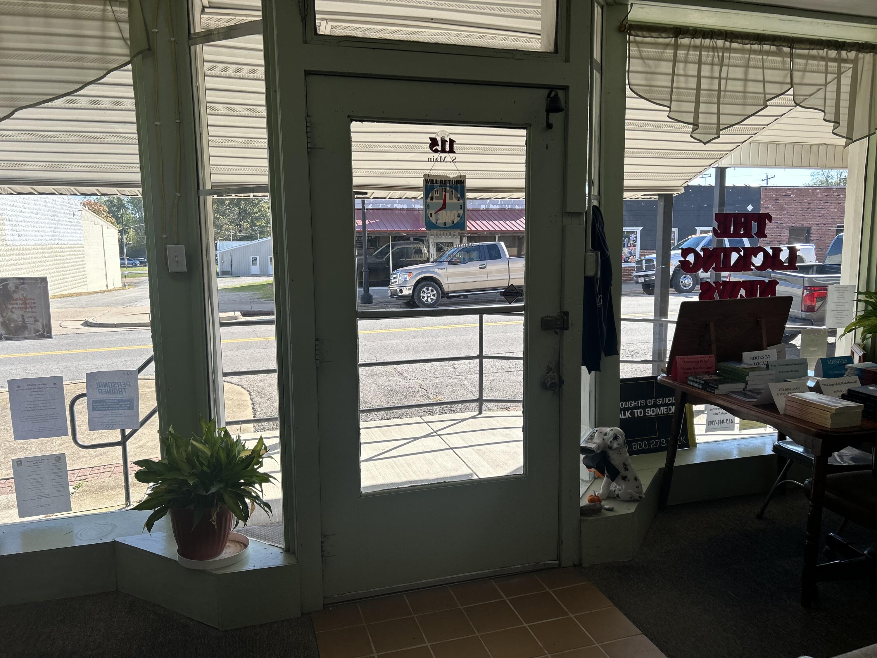 Photo 2 - Commercial Sale for sale – 115 S Main Street  Licking, MO
