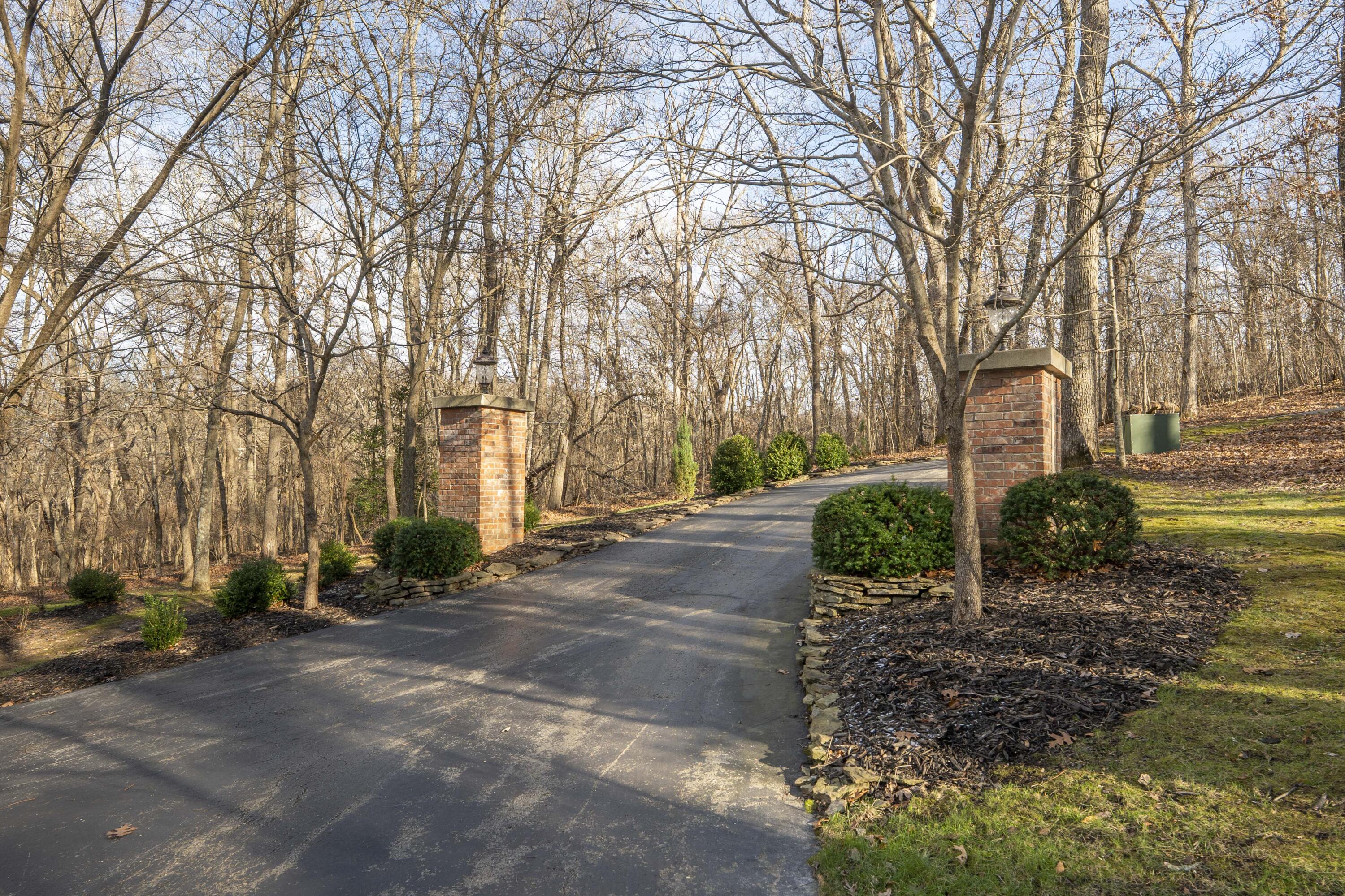 Photo 124 - Residential for sale – 2907 S Ridgewood Lane  Springfield, MO