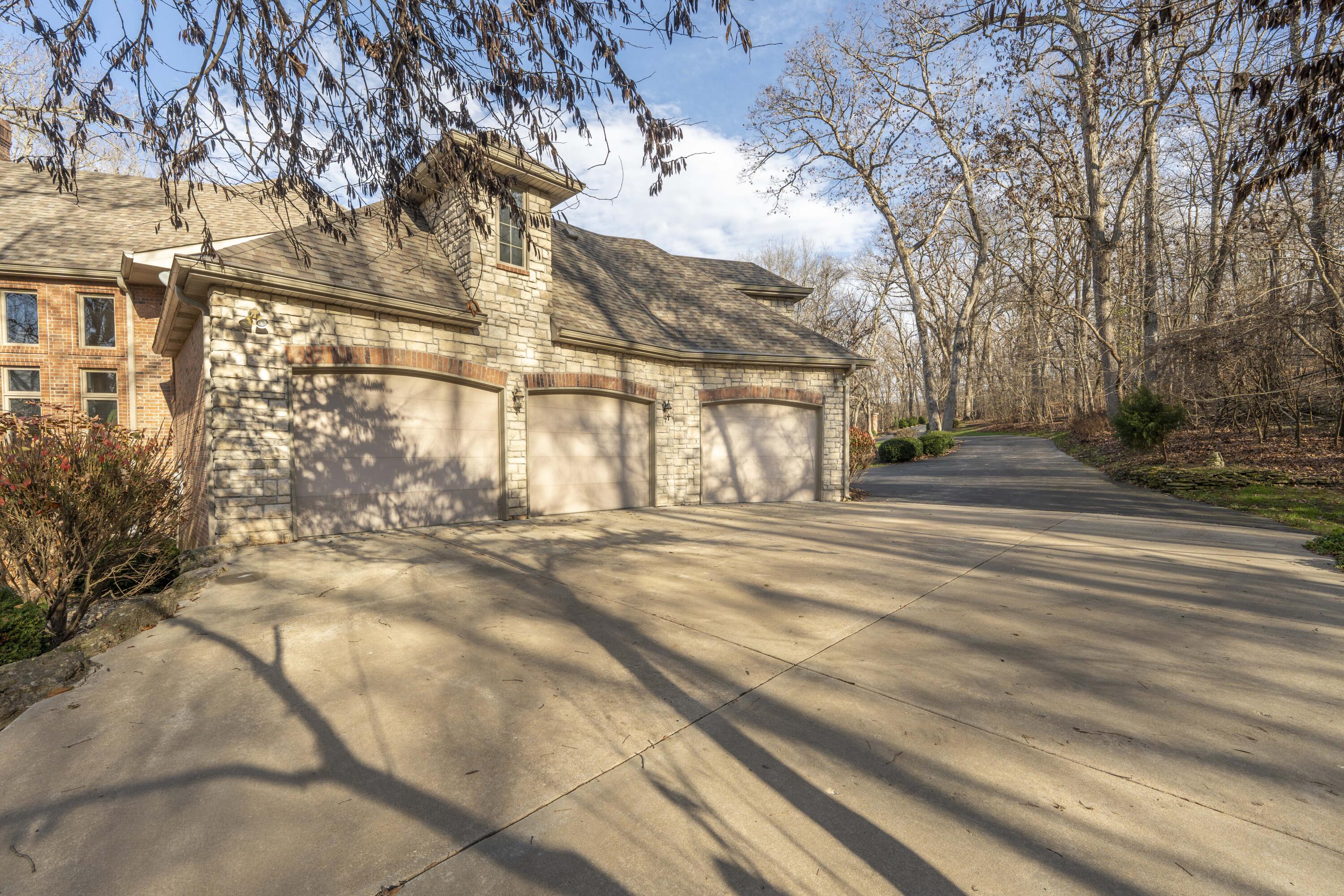 Photo 101 - Residential for sale – 2907 S Ridgewood Lane  Springfield, MO