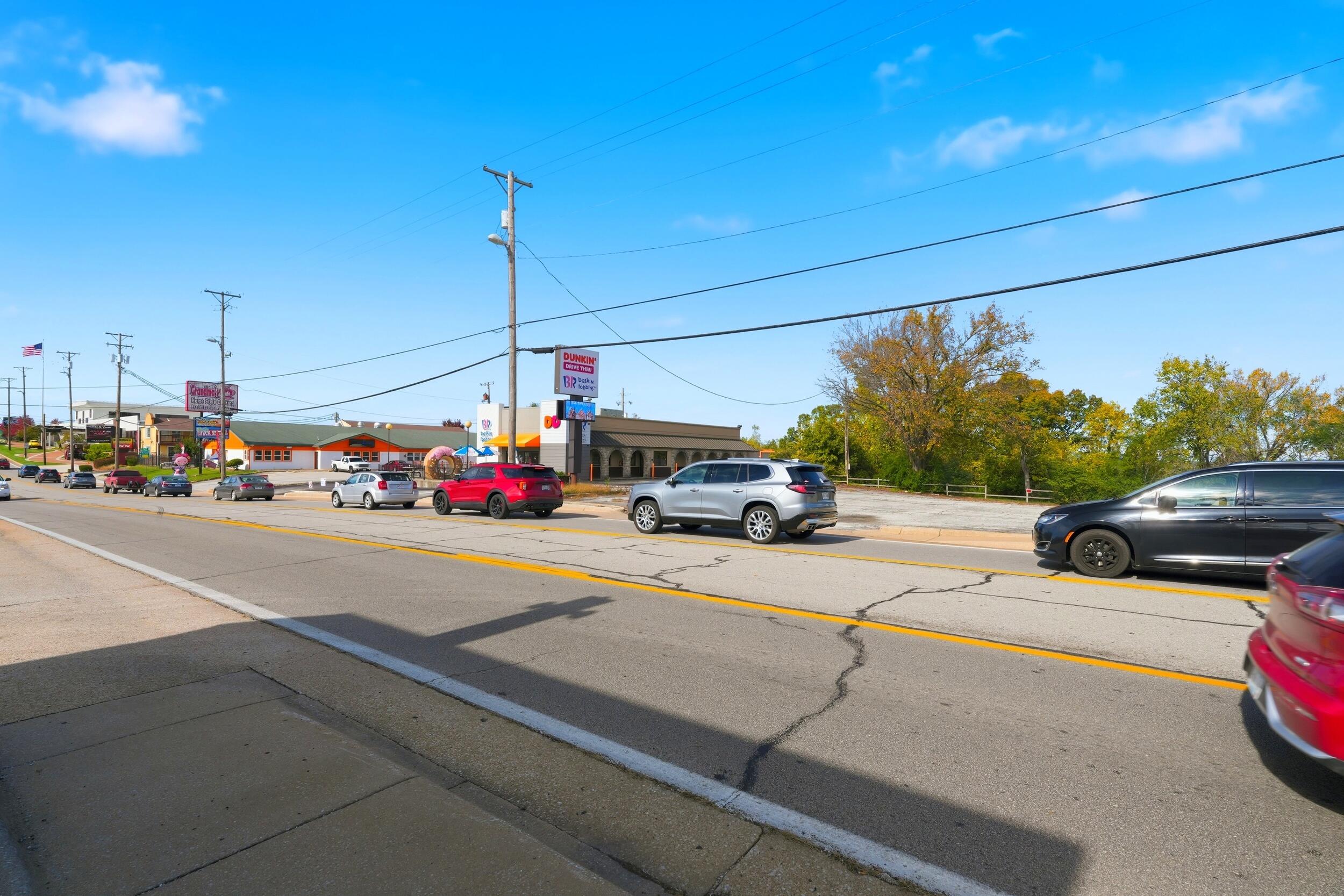 Photo 22 - Commercial Sale for sale – 1211  West 76 Country Boulevard   Branson, MO