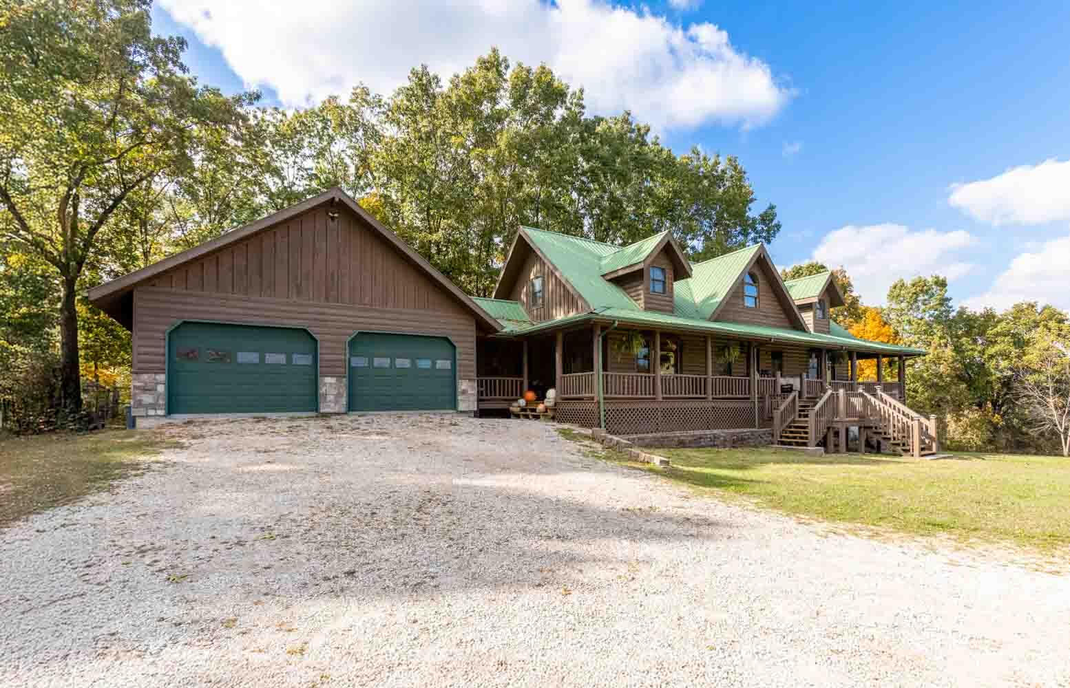 Photo 36 - Residential for sale – 13915  Farm Road 1115   Cassville, MO