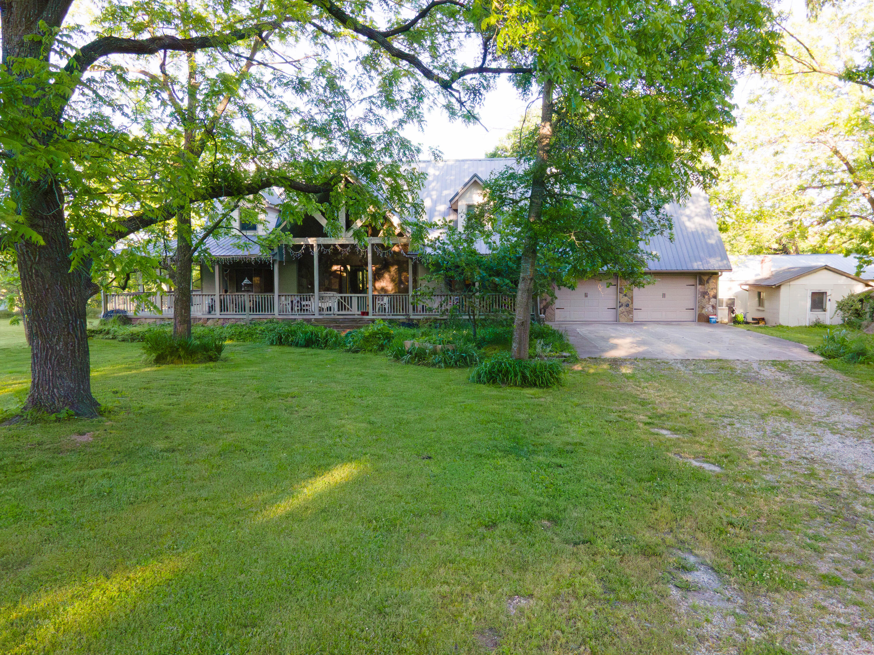 Photo 5 - Farm for sale – 10790  Z Highway   Falcon, MO