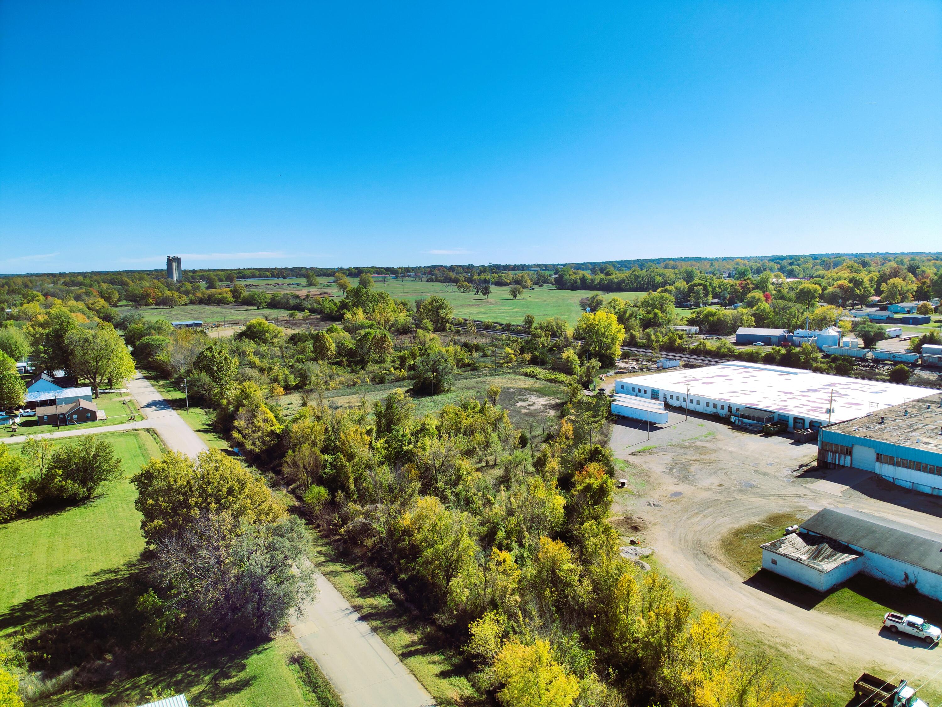 Photo 4 - Land for sale – 000  Crescent Street  Aurora, MO
