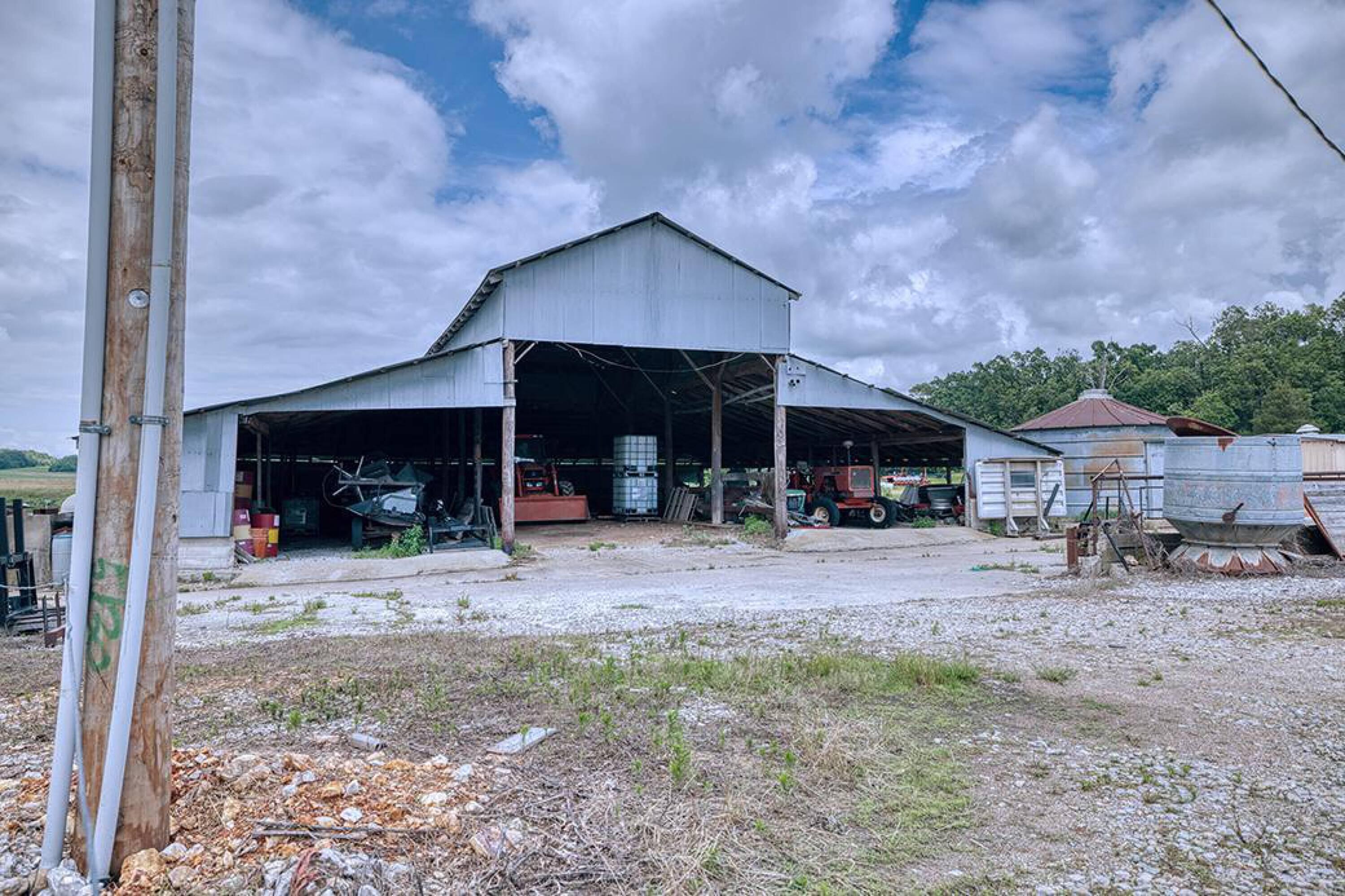 Photo 11 - Land for sale – 11426  Lawrence 2220   Verona, MO