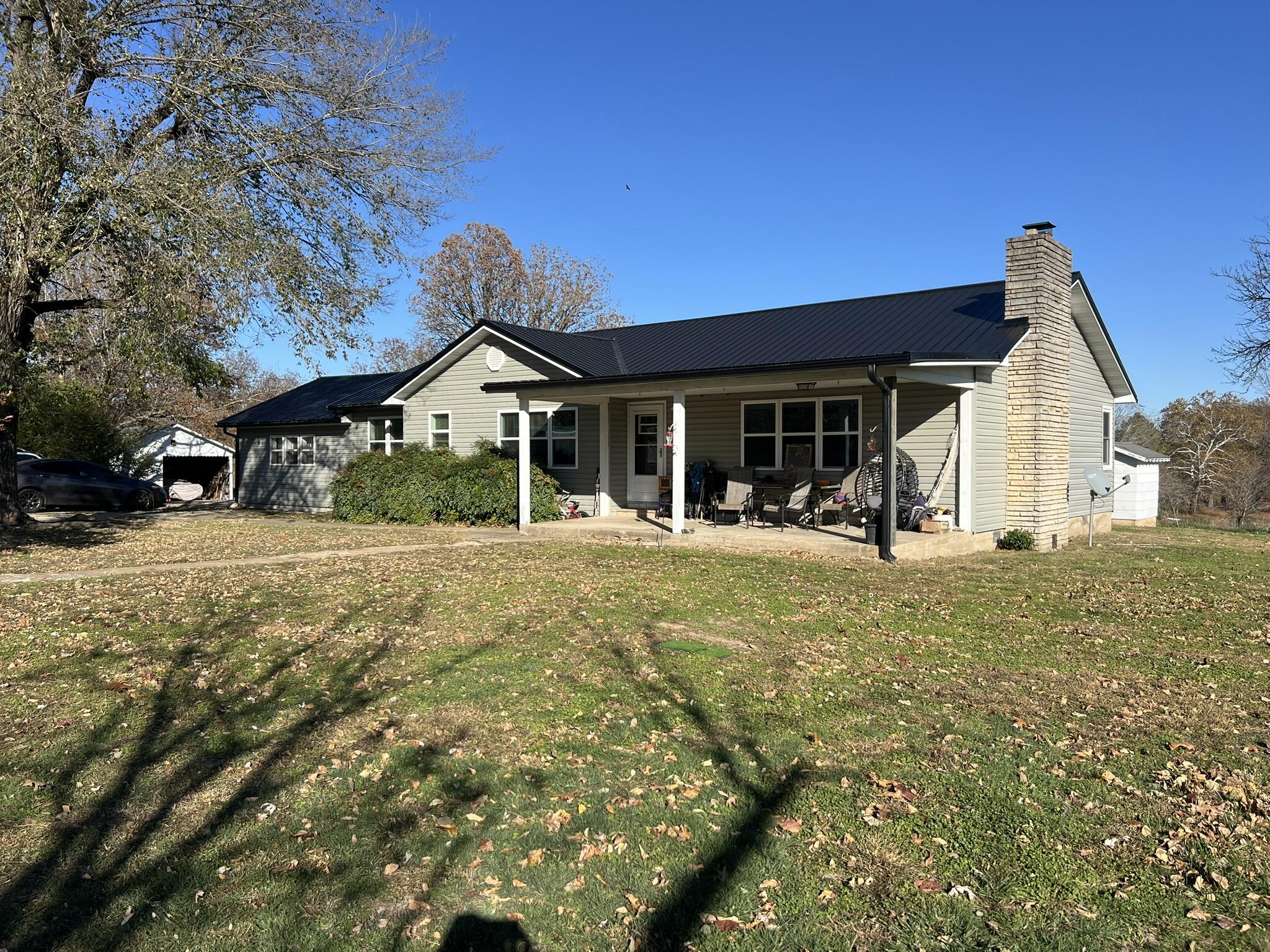 Photo 4 - Residential for sale – 850  Oo Highway   Thayer, MO