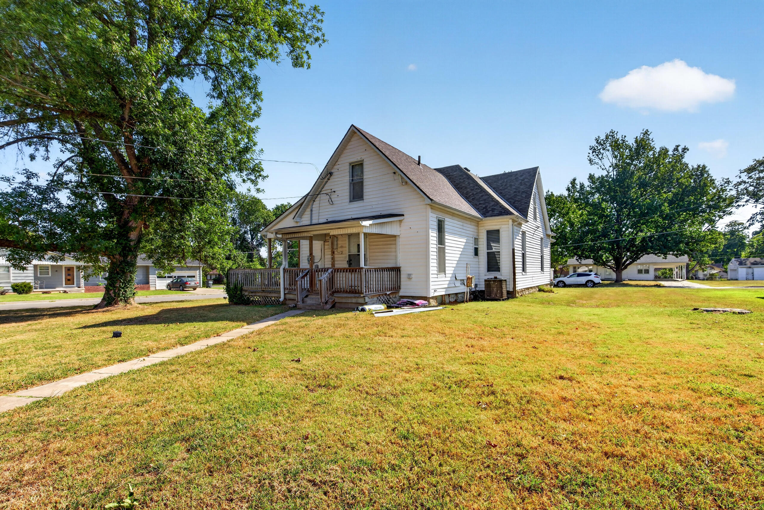 Photo 5 - Residential for sale – 939 N Lynn Street  Nevada, MO