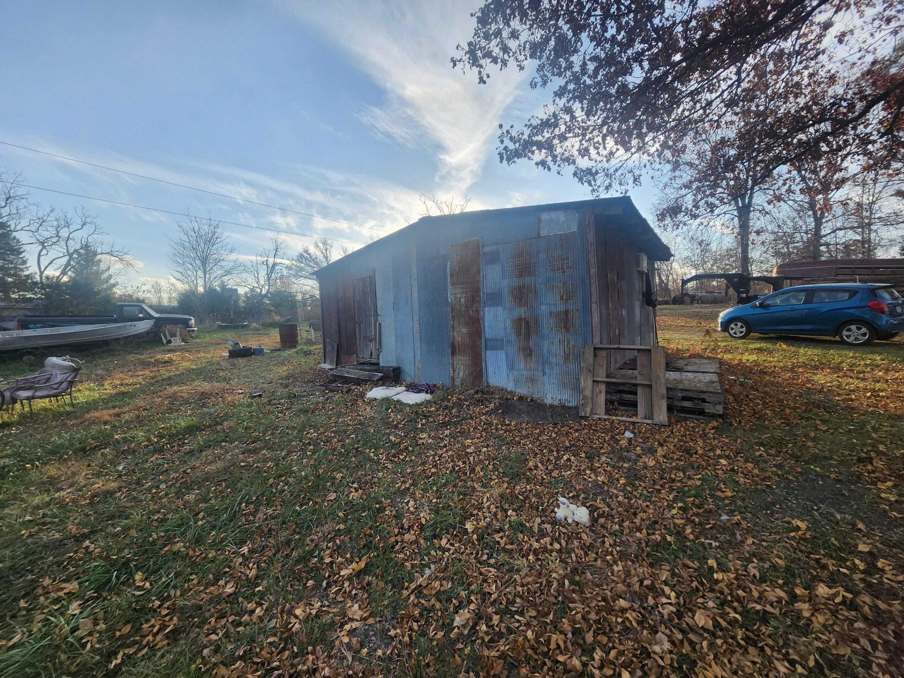 Photo 8 - Farm for sale – 43565  St Highway 181-Pvt Dr-B   Vanzant, MO