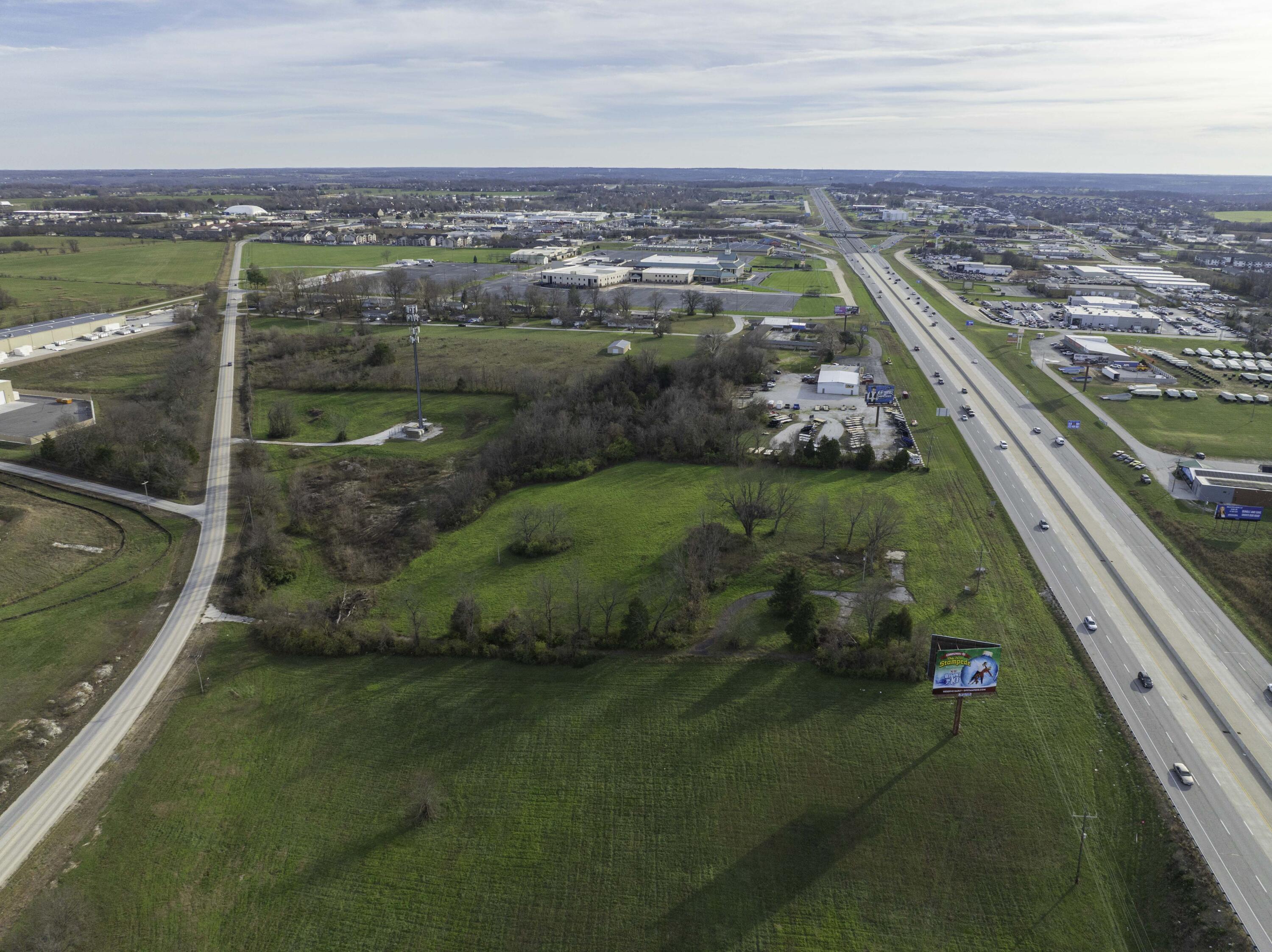 Photo 9 - Commercial Sale for sale – 1099 N Farmer Branch Road  Ozark, MO