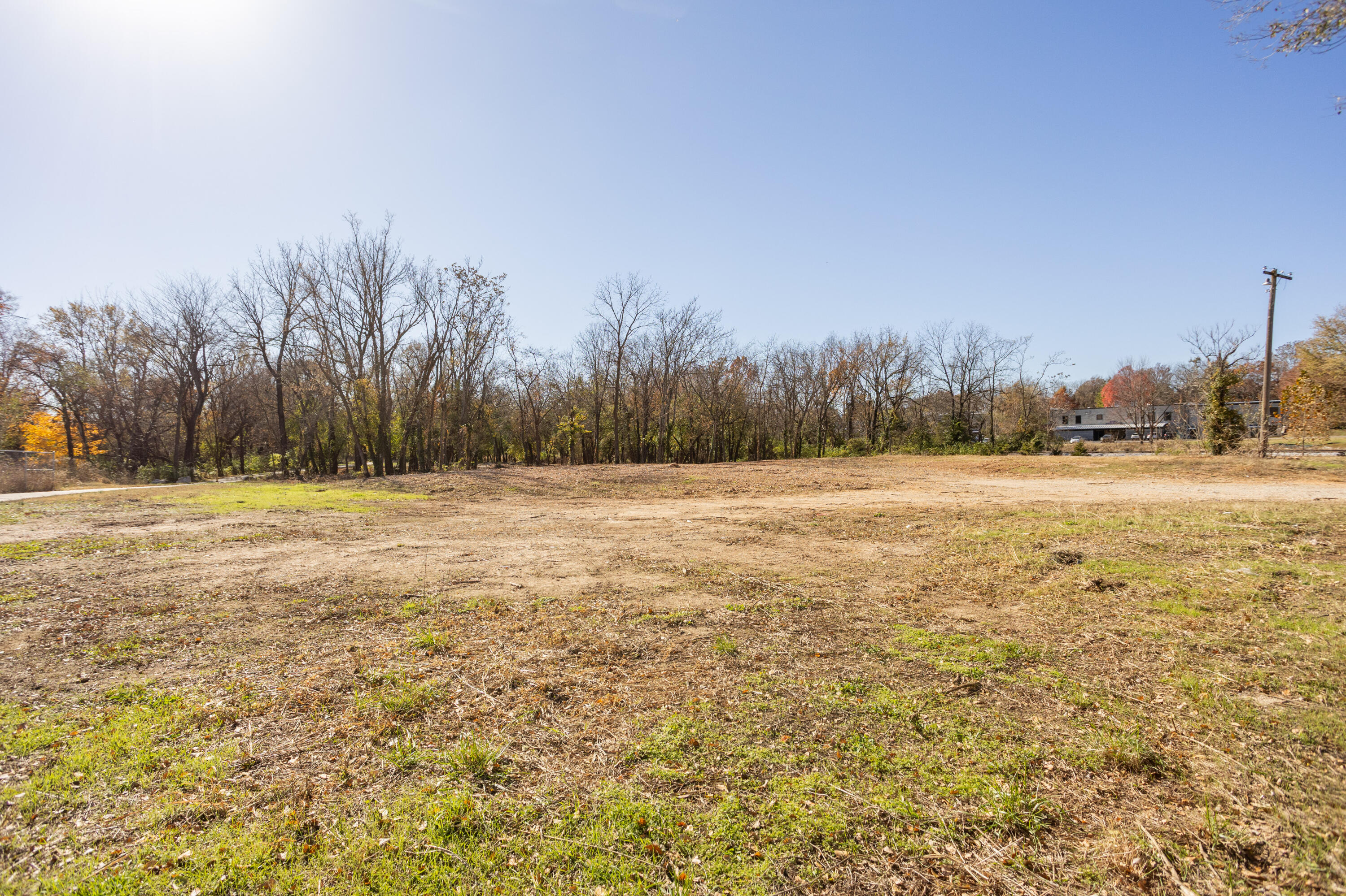 Photo 7 - Commercial Sale for sale – 1724 W Mount Vernon Street  Springfield, MO