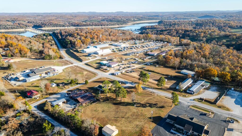 Photo 8 - Commercial Sale for sale – 17  Mcnabb Drive  Theodosia, MO
