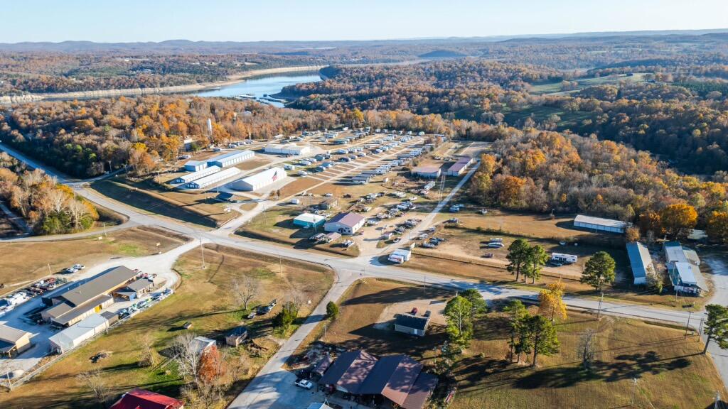 Photo 10 - Commercial Sale for sale – 17  Mcnabb Drive  Theodosia, MO