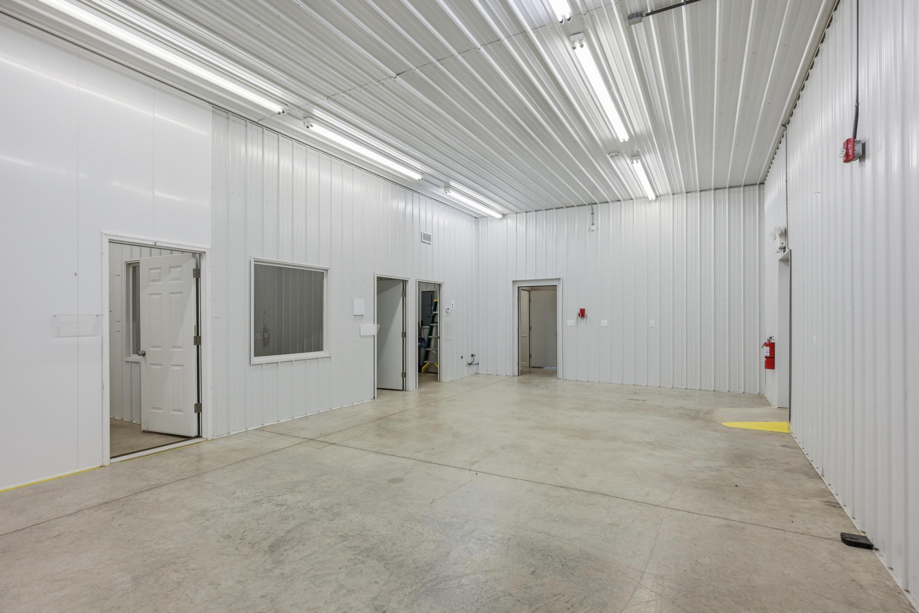 Photo 32 - Commercial Sale for sale – 2307  Missouri Avenue  Carthage, MO