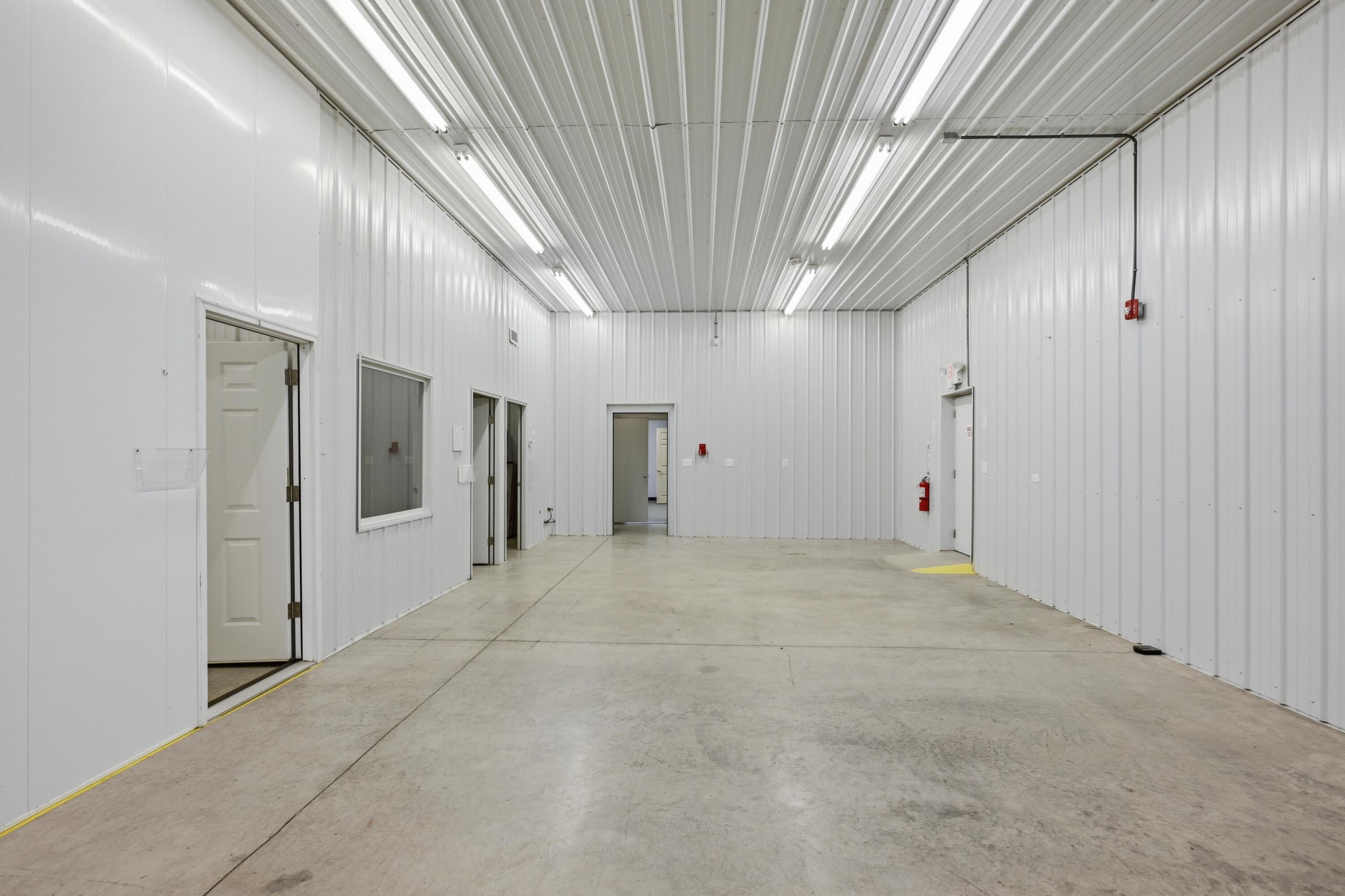Photo 31 - Commercial Sale for sale – 2307  Missouri Avenue  Carthage, MO