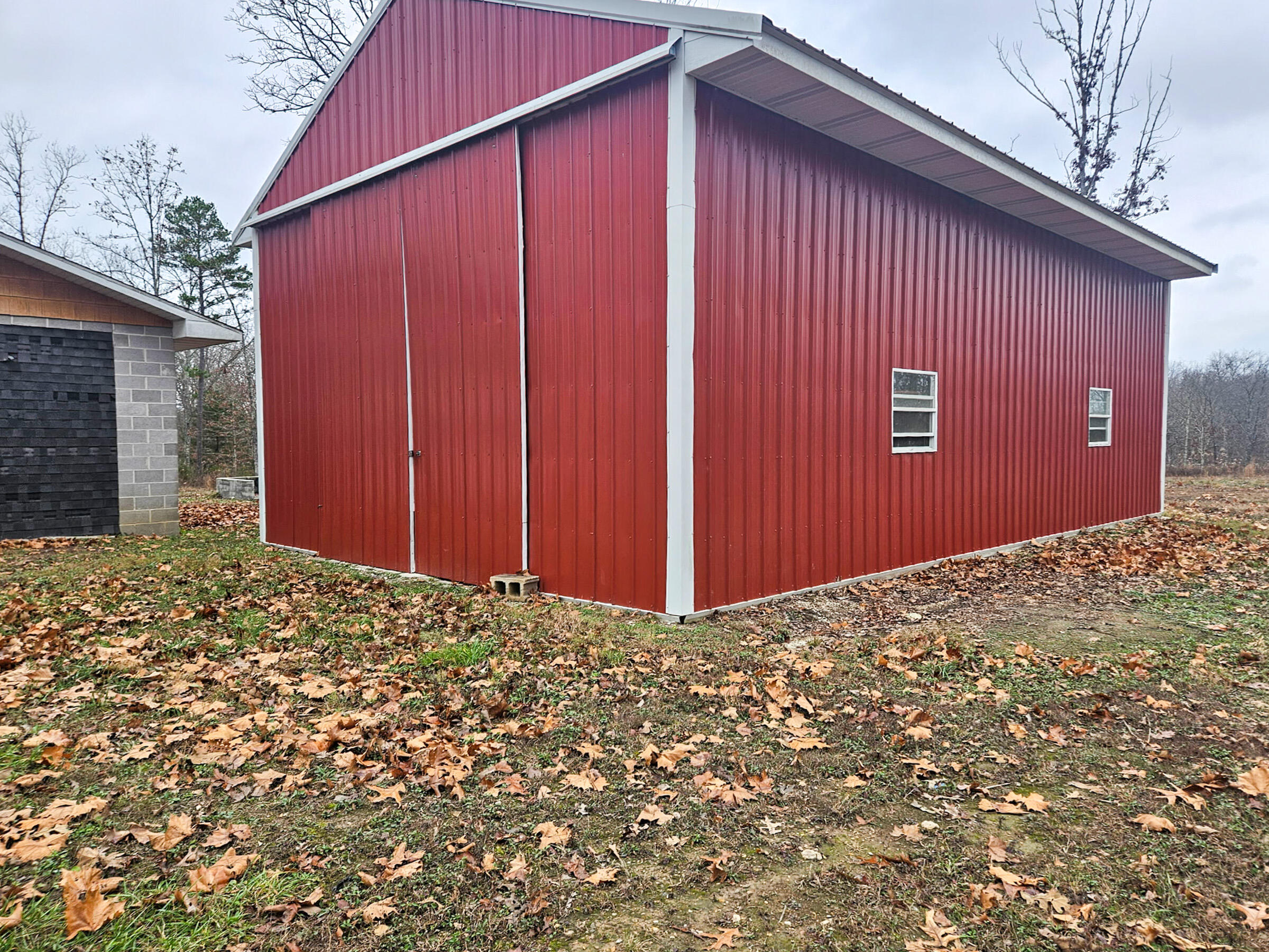 Photo 33 - Residential for sale – 21371  Howell Road   Mountain View, MO