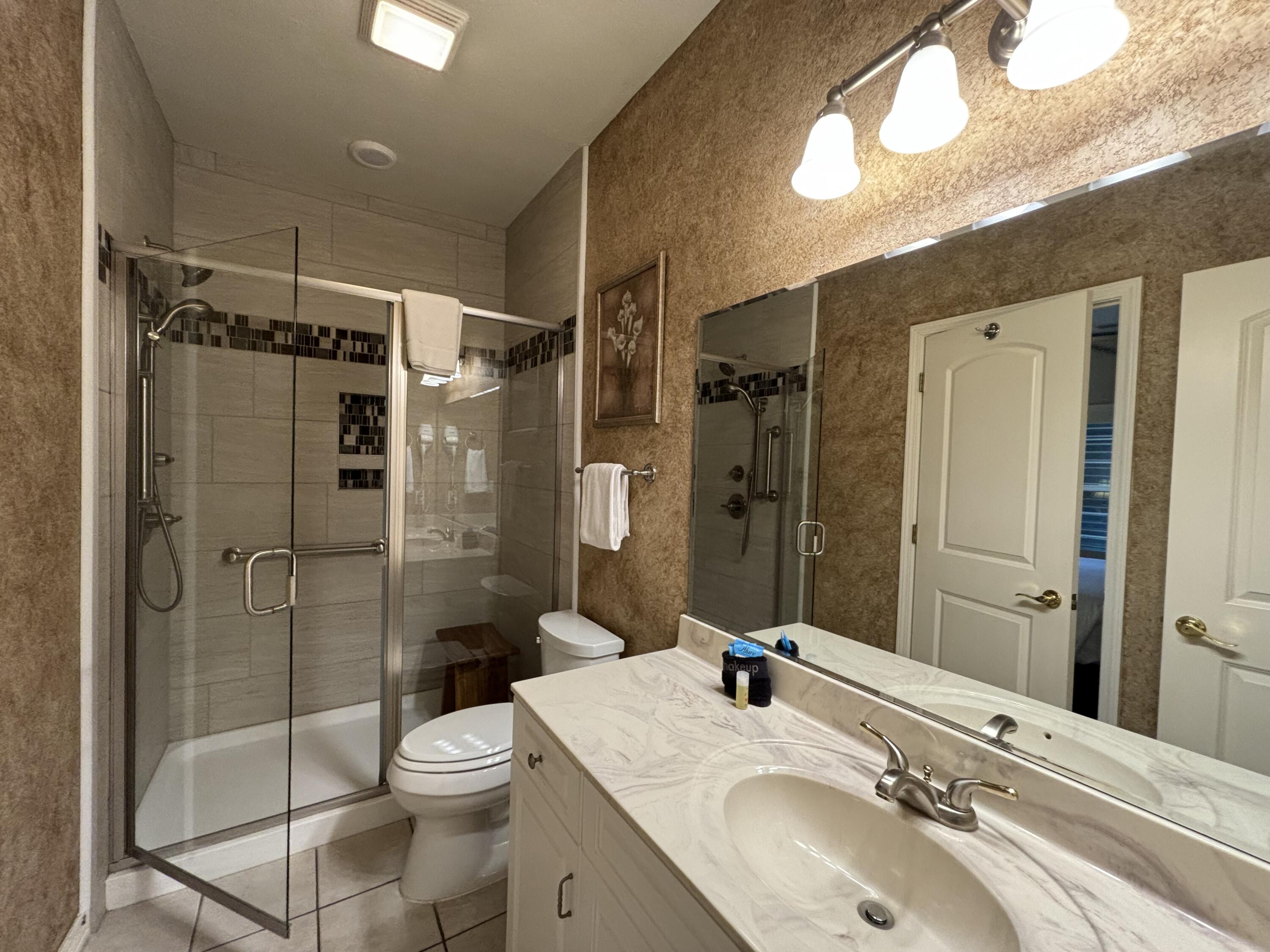 Photo 14 - Residential for sale – 3830  Green Mountain Drive Unit 104   Branson, MO