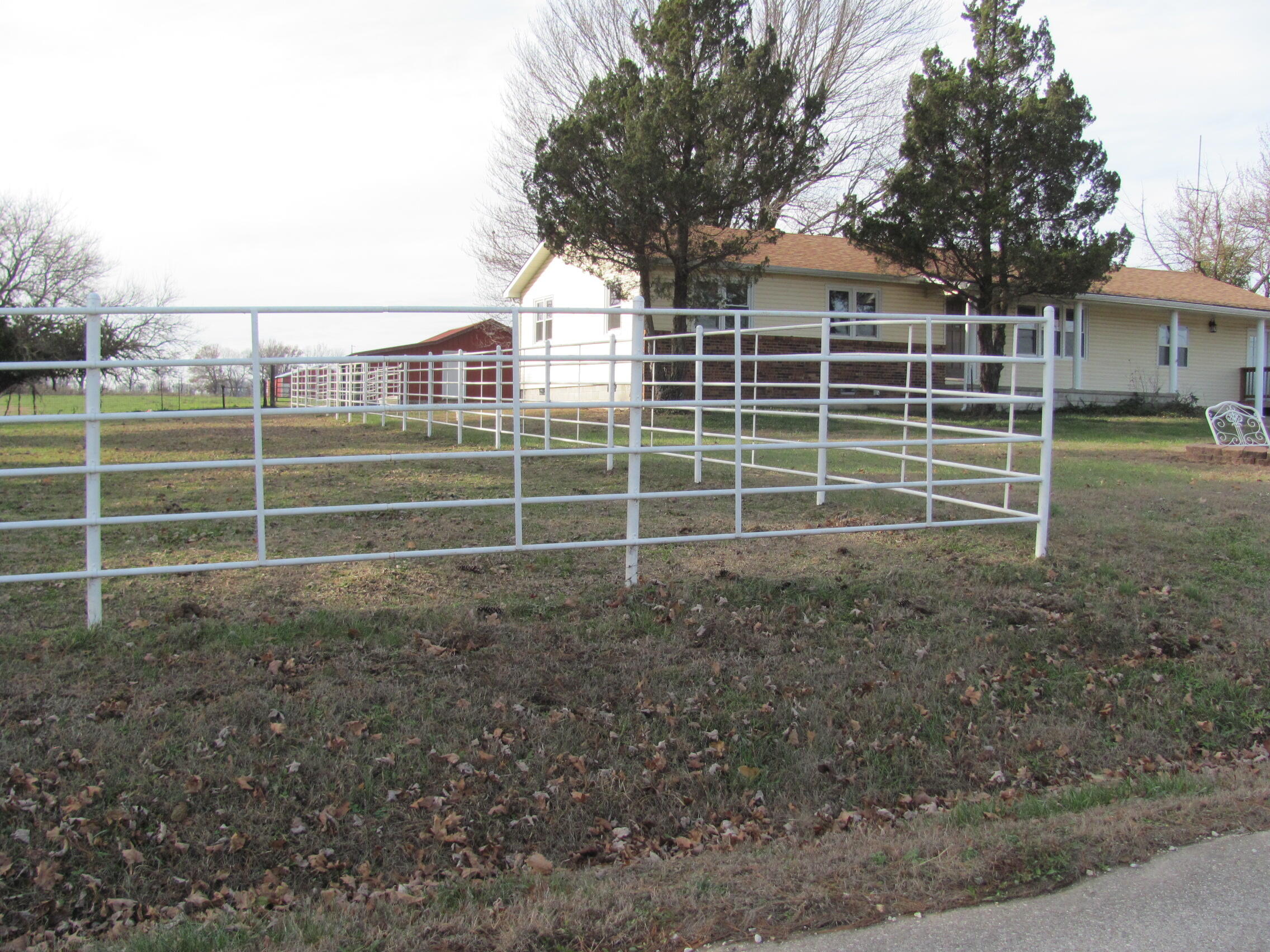 Photo 7 - Residential for sale – 665 N Lemmon Avenue  Bolivar, MO