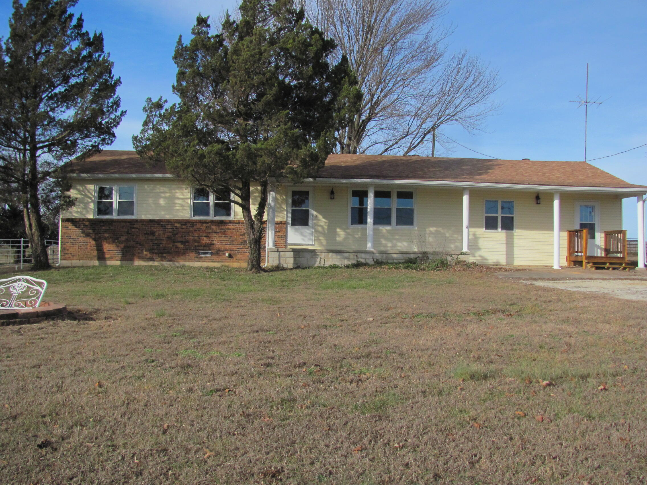Photo 41 - Residential for sale – 665 N Lemmon Avenue  Bolivar, MO