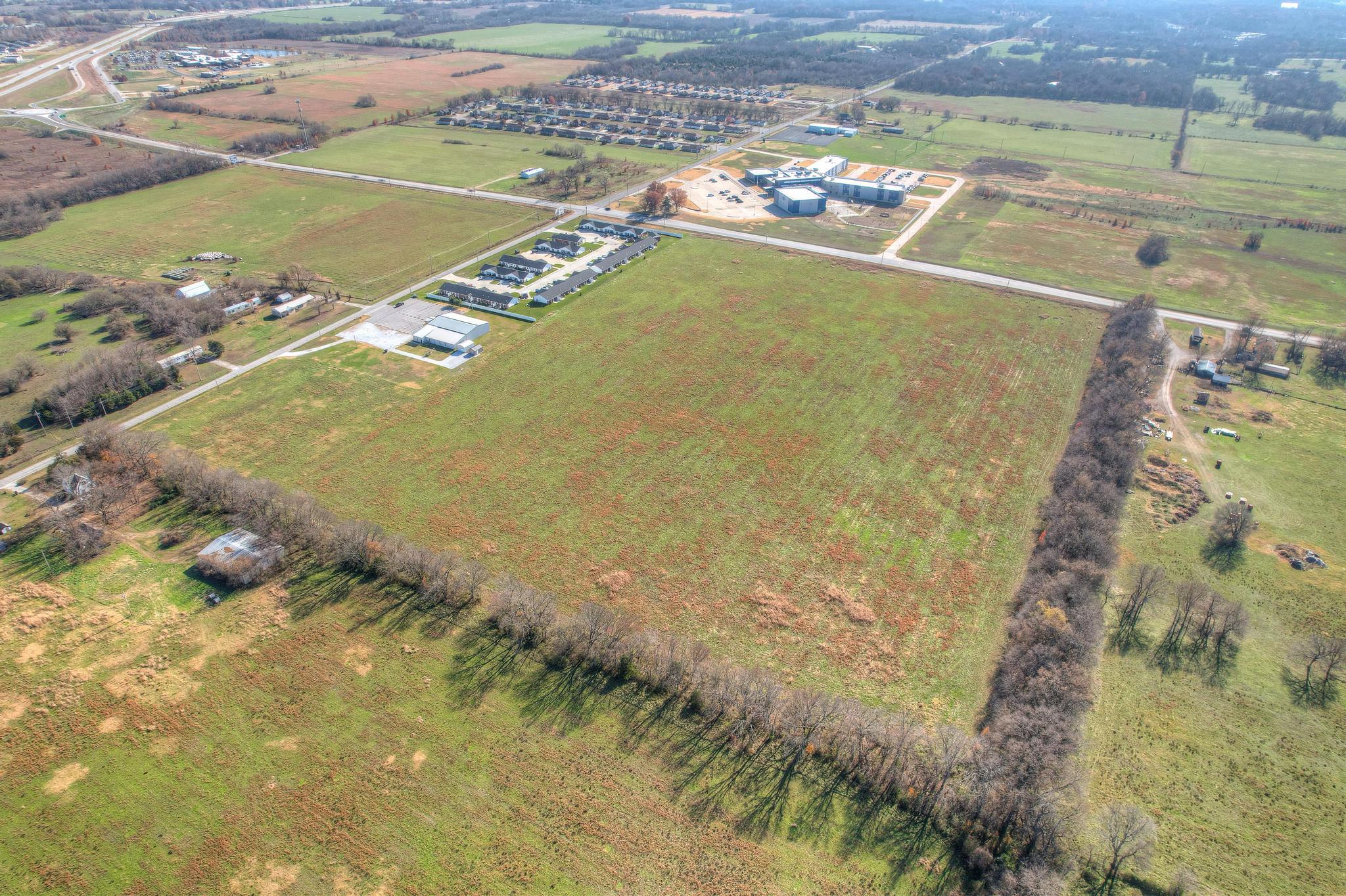 Photo 4 - Land for sale – 000 W Fir Road  Carthage, MO