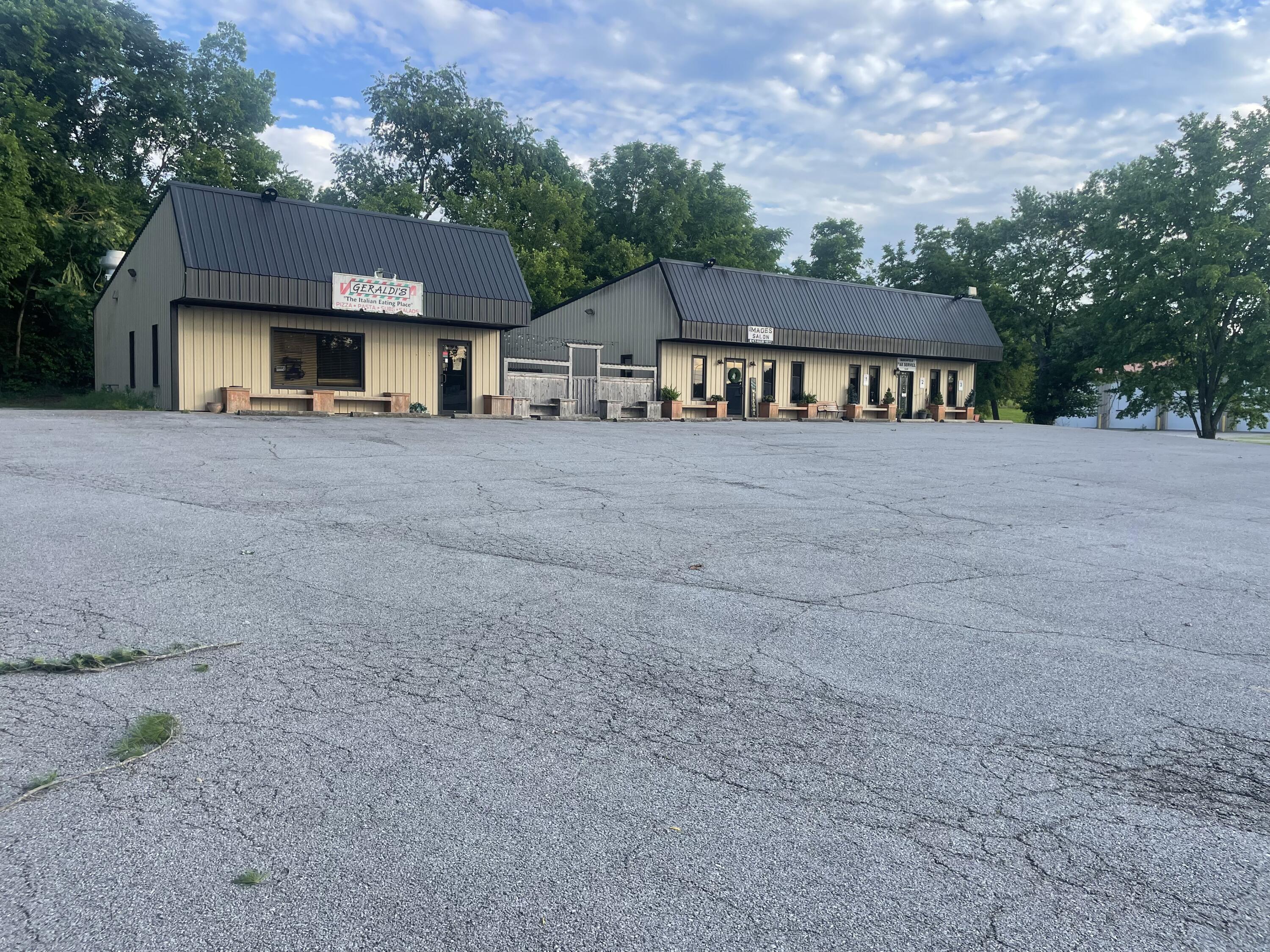 Photo 27 - Commercial Sale for sale – 395 & 397  Sale Barn Road   Cassville, MO