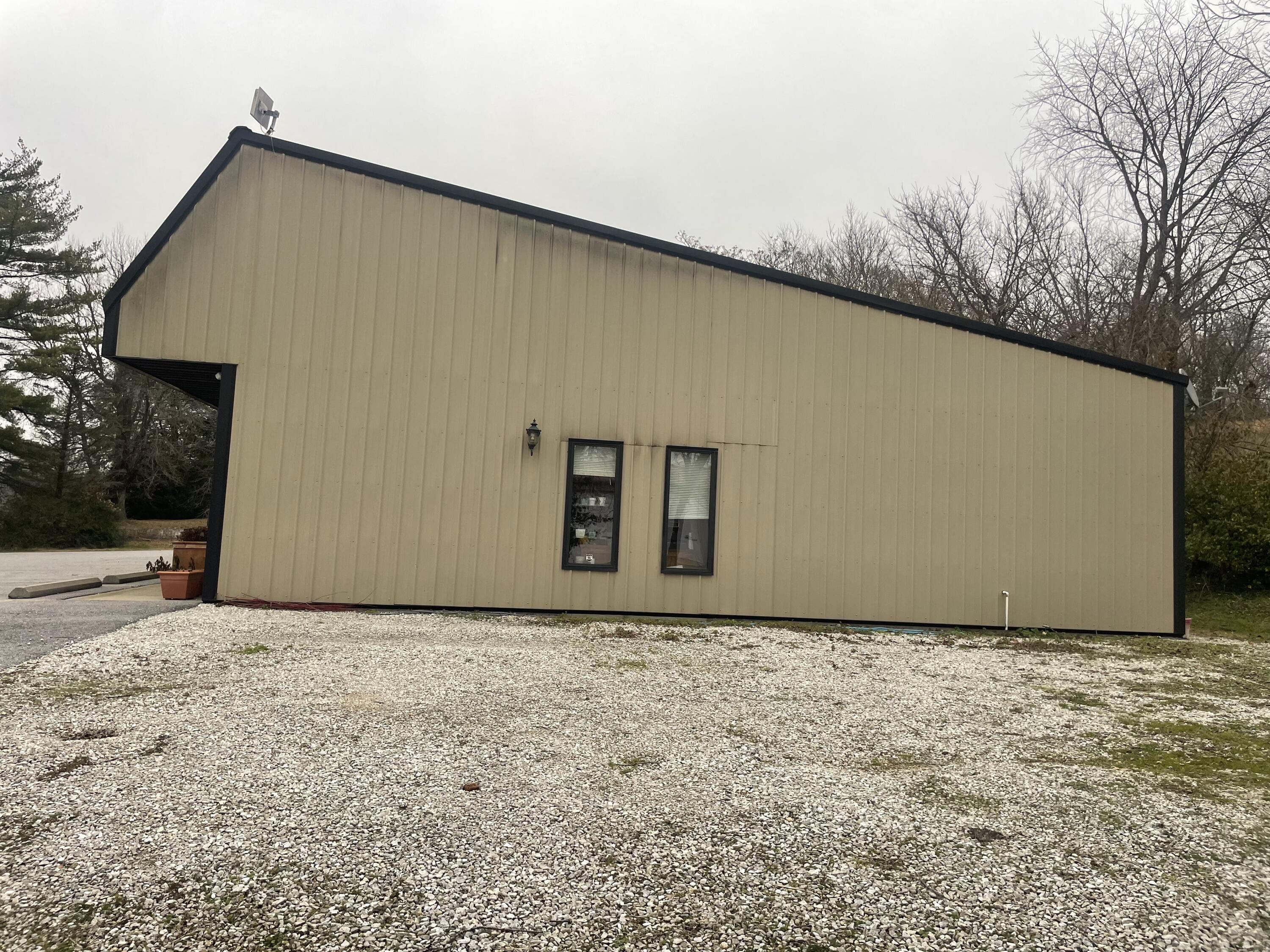 Photo 16 - Commercial Sale for sale – 395 & 397  Sale Barn Road   Cassville, MO