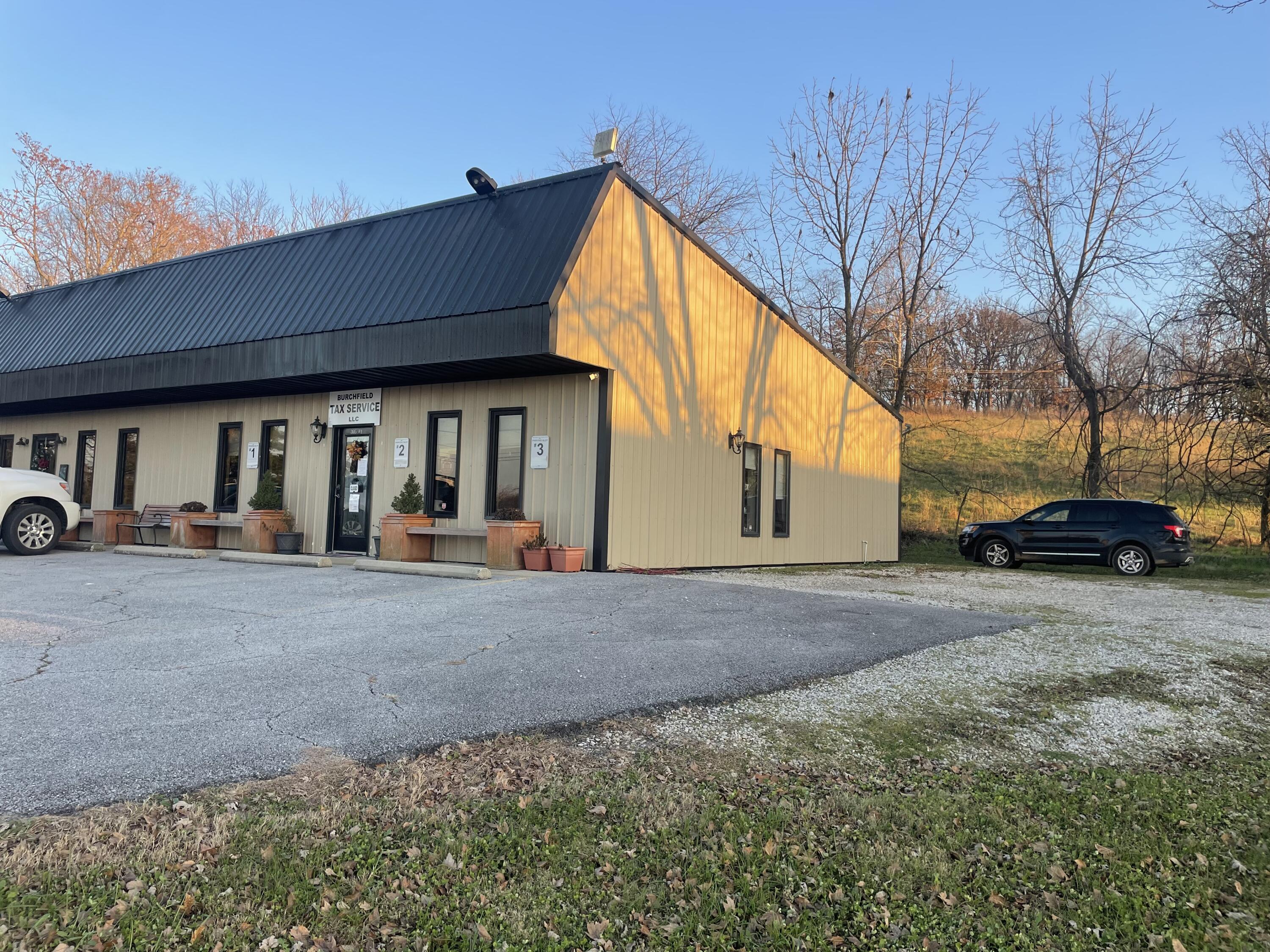 Photo 15 - Commercial Sale for sale – 395 & 397  Sale Barn Road   Cassville, MO