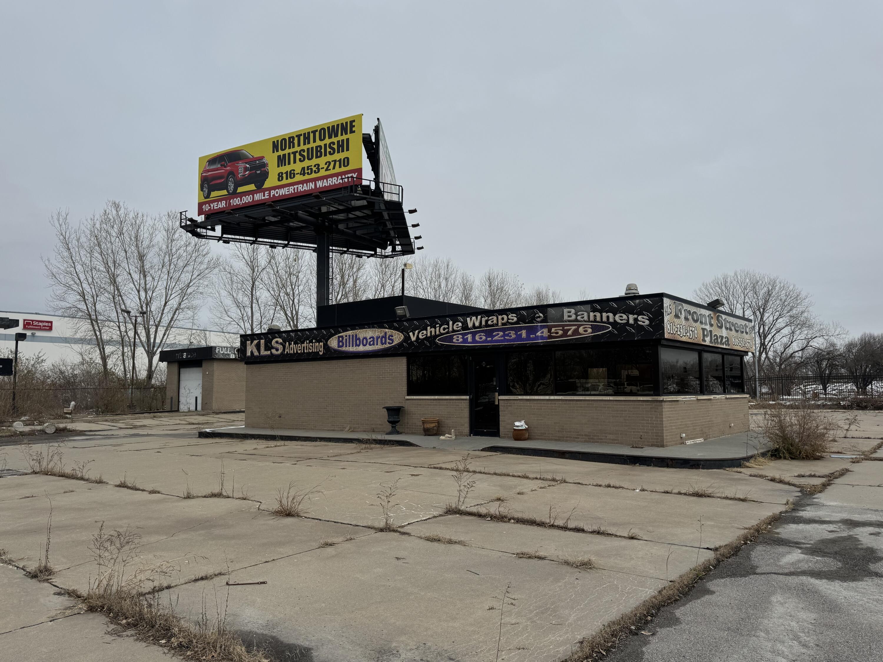 Commercial Sale for sale – 6850 E Front Street Kansas City, MO